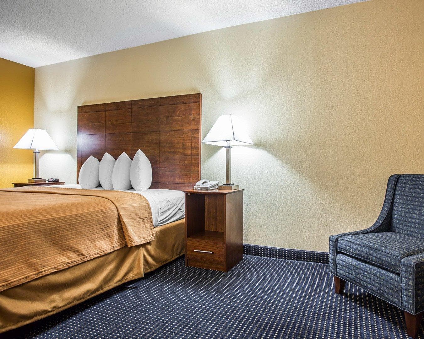 Quality Inn Mullins - Marion - Image 3