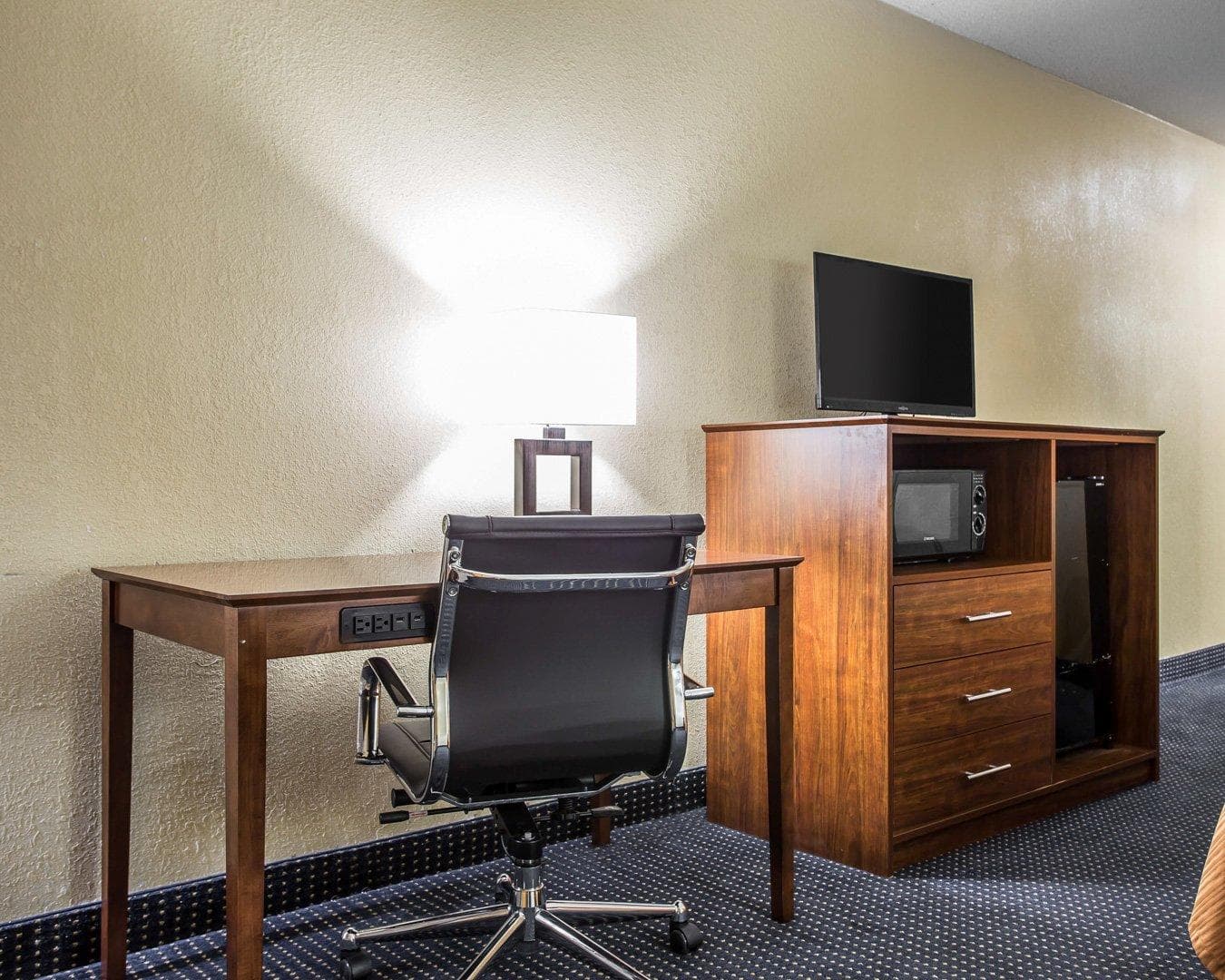 Quality Inn Mullins - Marion - Image 5