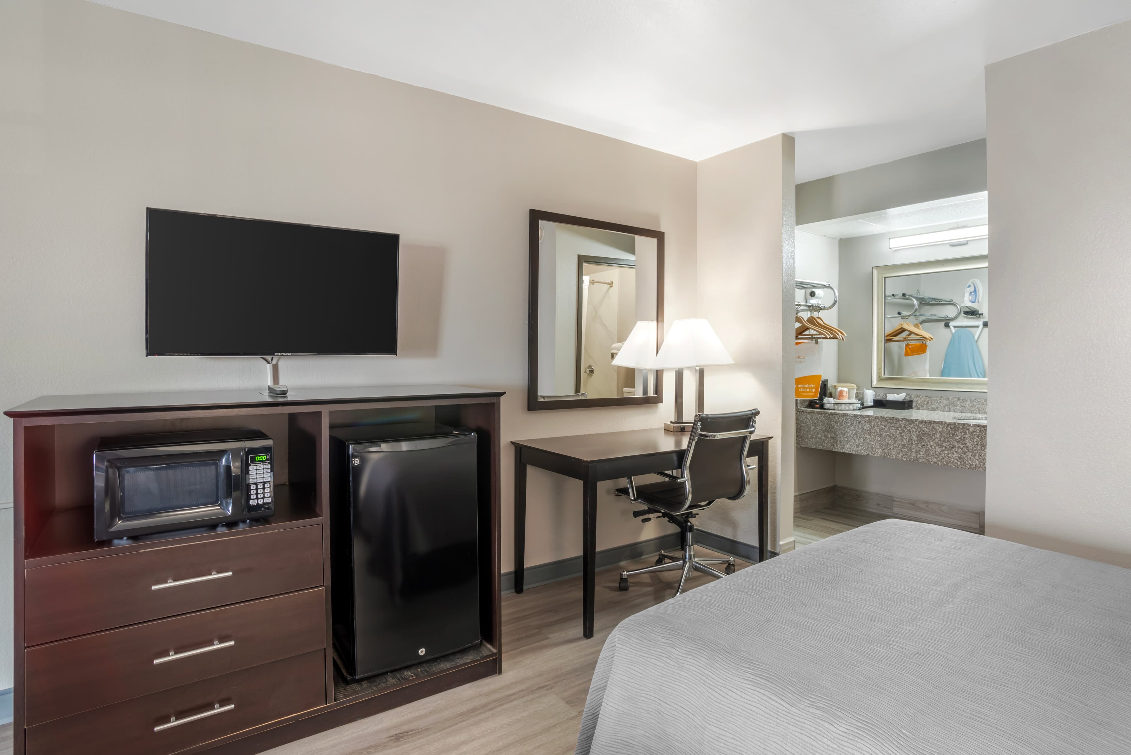 Quality Inn Simpsonville-Greenville - Image 3