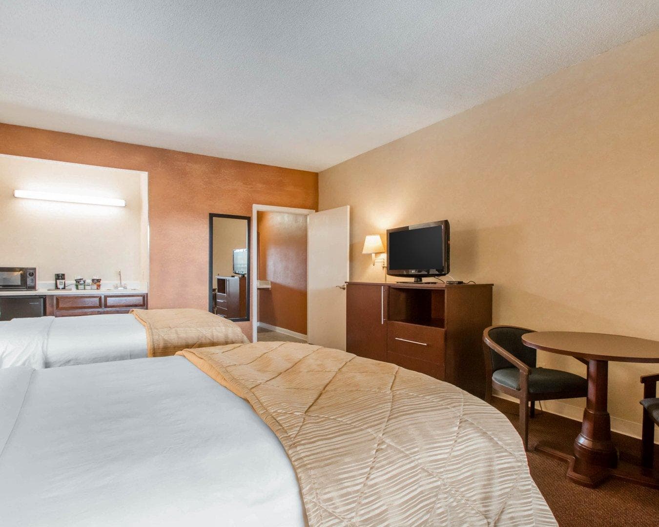 Quality Inn & Suites Ridgeland — 10