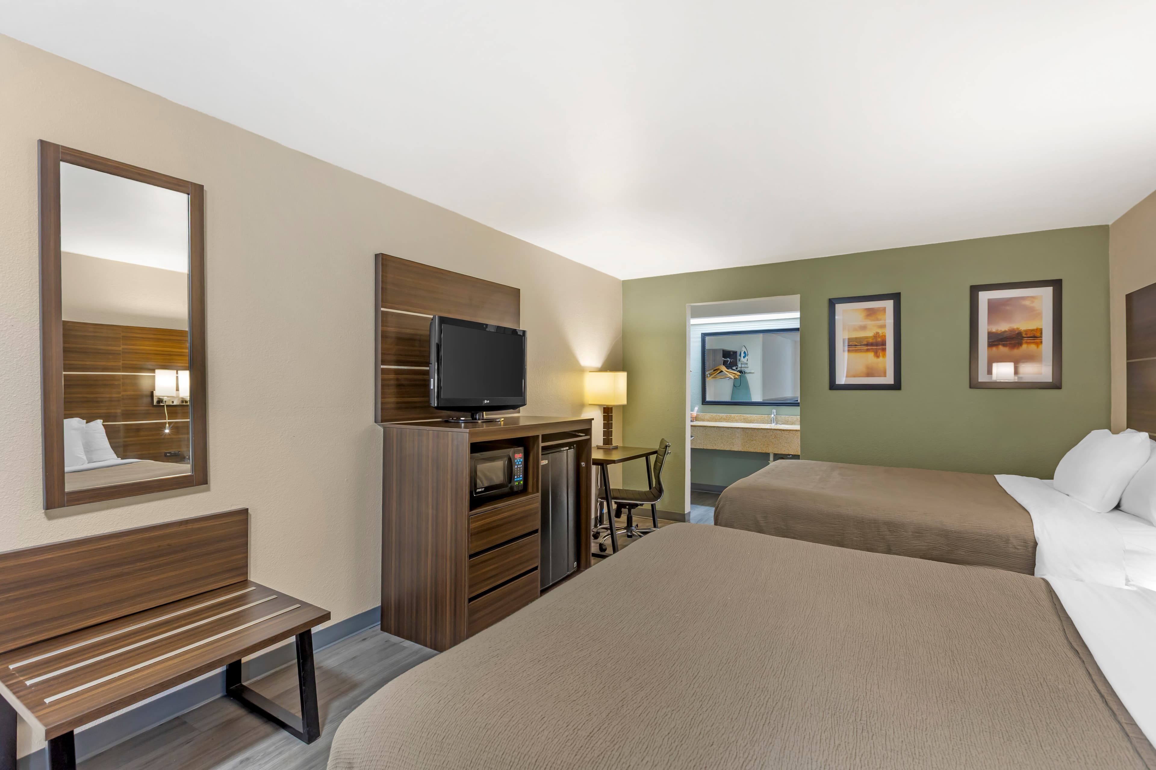 Quality Inn & Suites Orangeburg — 13