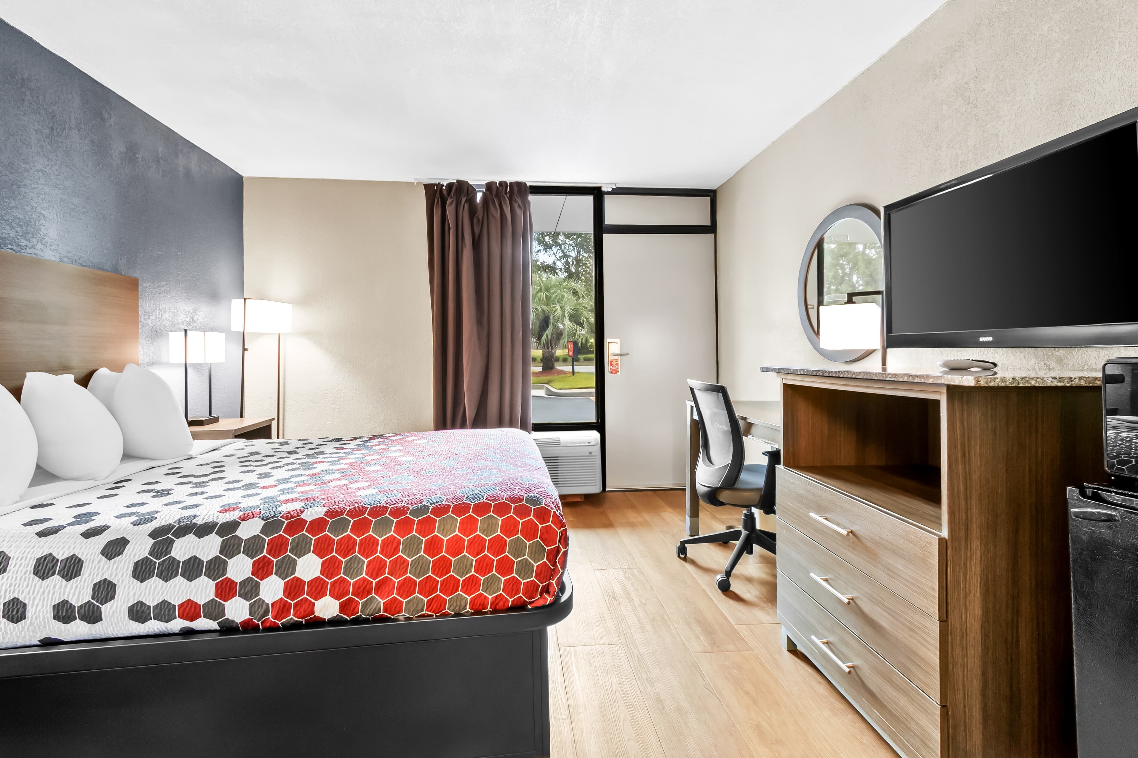 Econo Lodge Goose Creek - Charleston North - Image 5