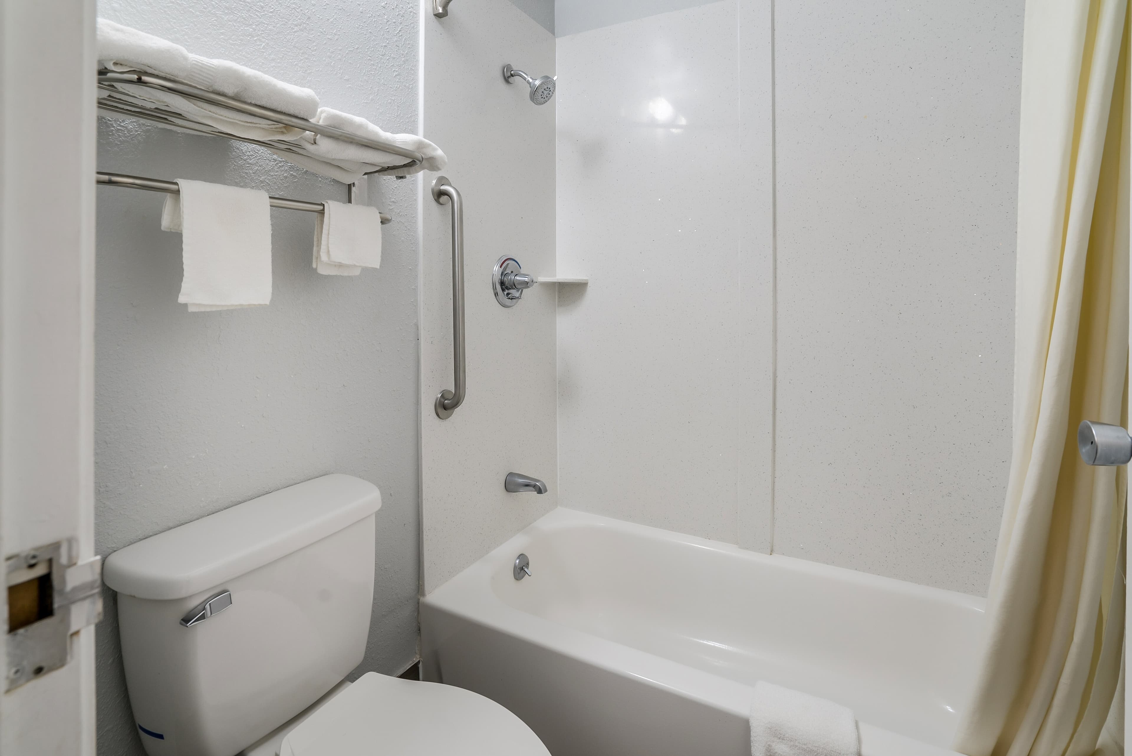 Quality Inn Greer - Greenville — 16