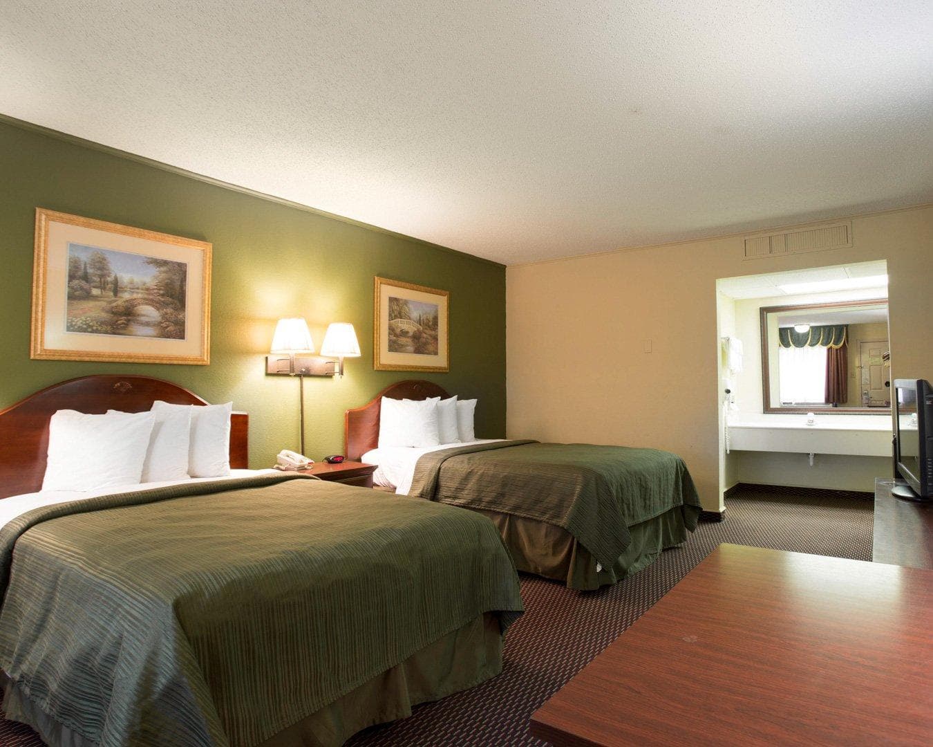 Rodeway Inn Harbison Area - Image 2
