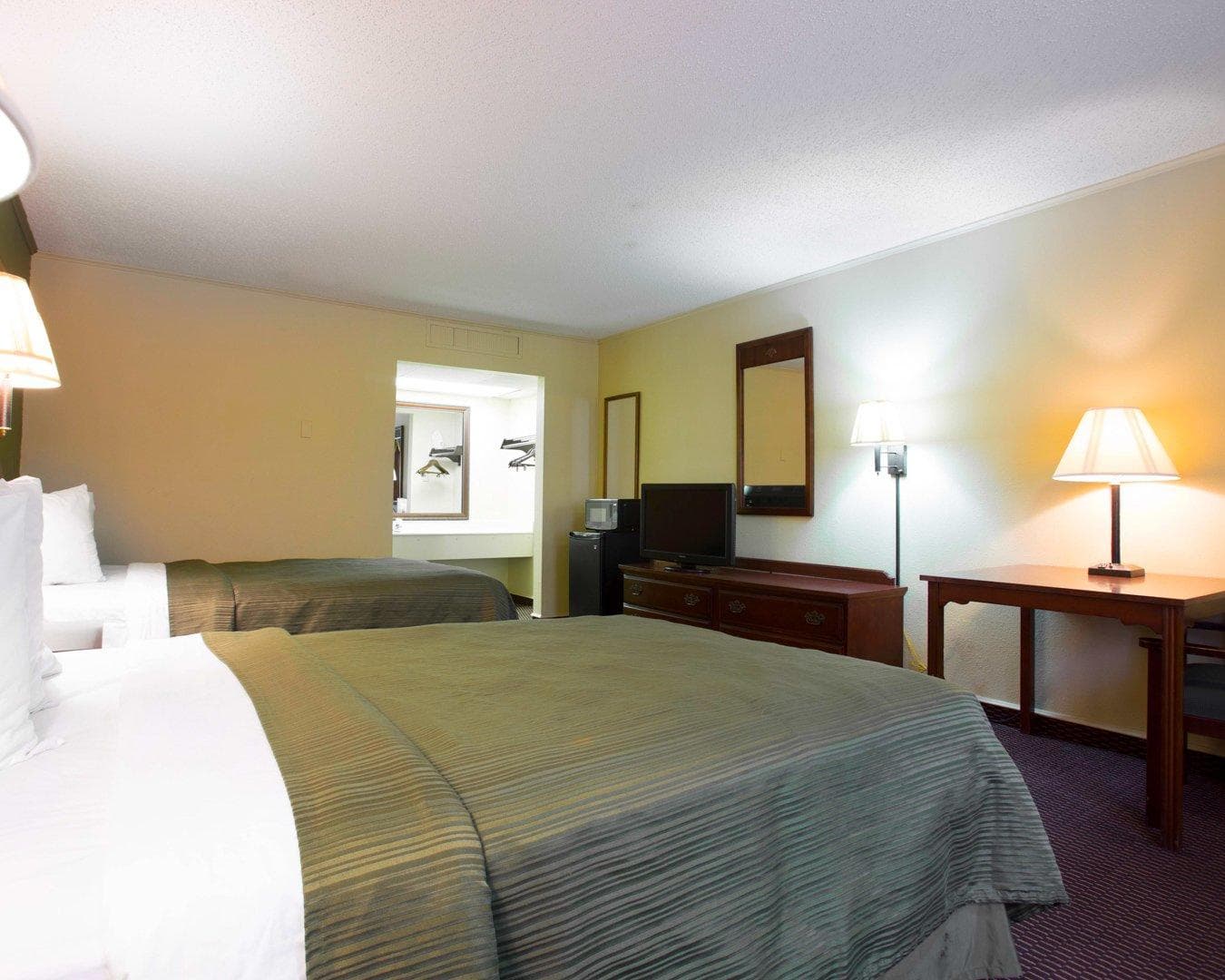Rodeway Inn Harbison Area - Image 3