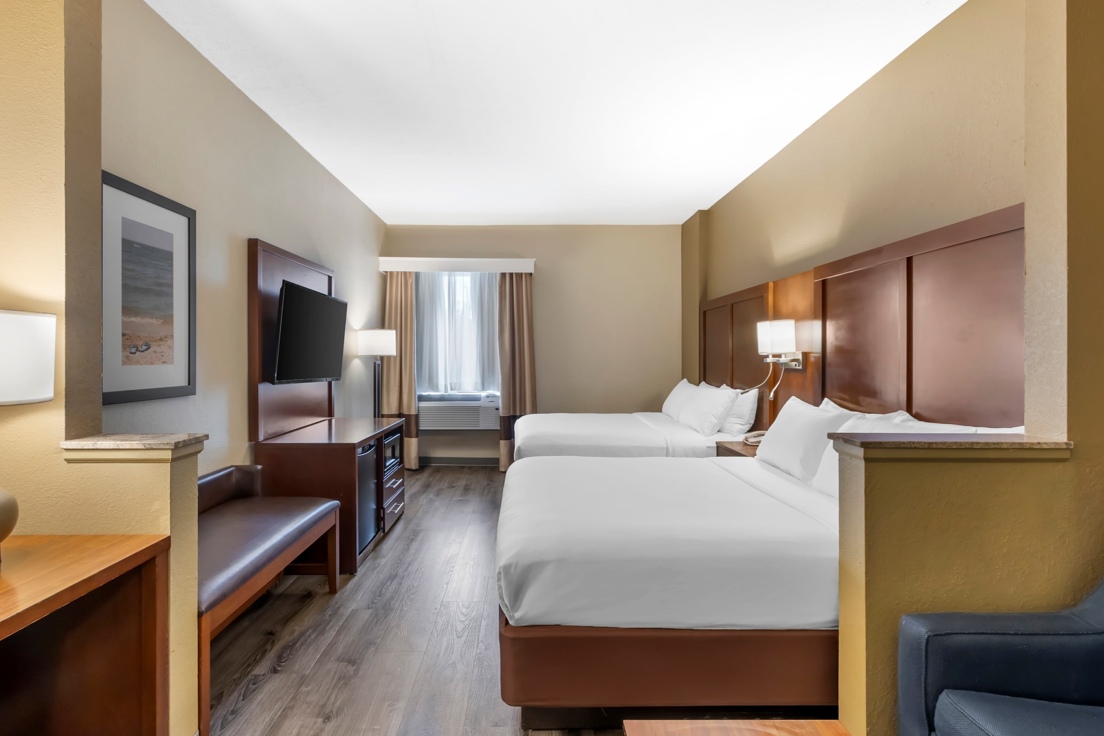 Comfort Suites At the University — 20