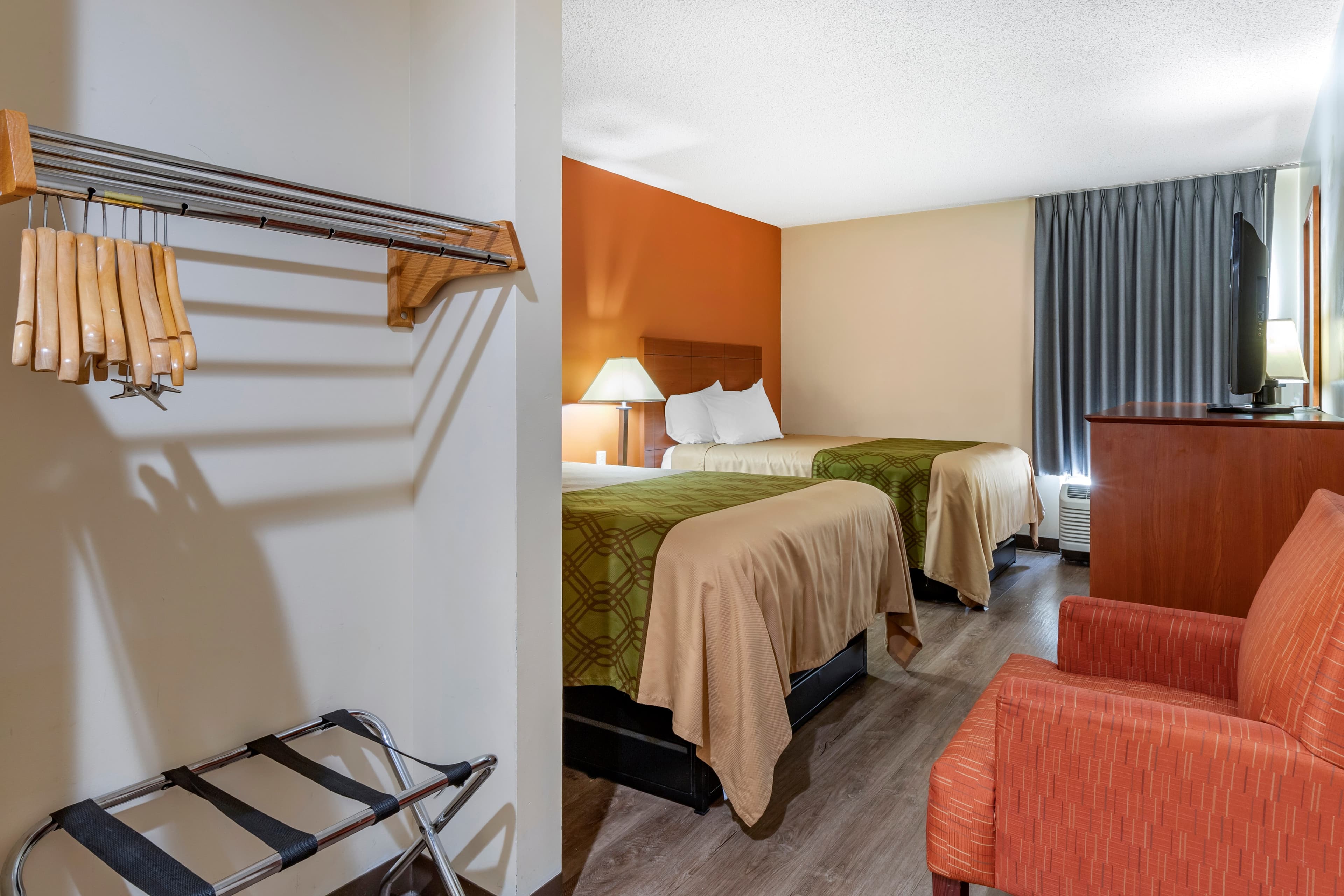 Econo Lodge Saint Stephen - Image 2