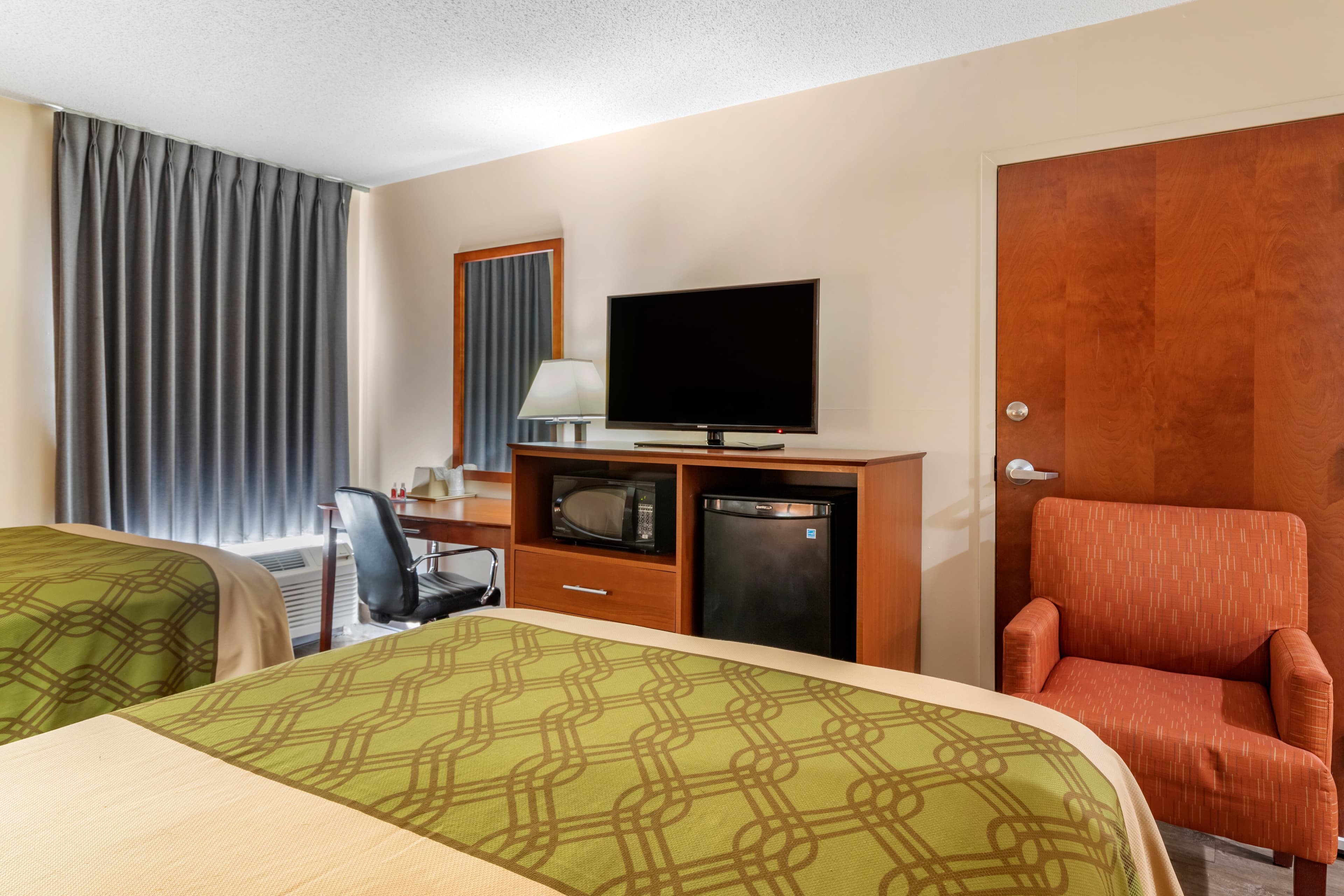 Econo Lodge Saint Stephen - Image 4