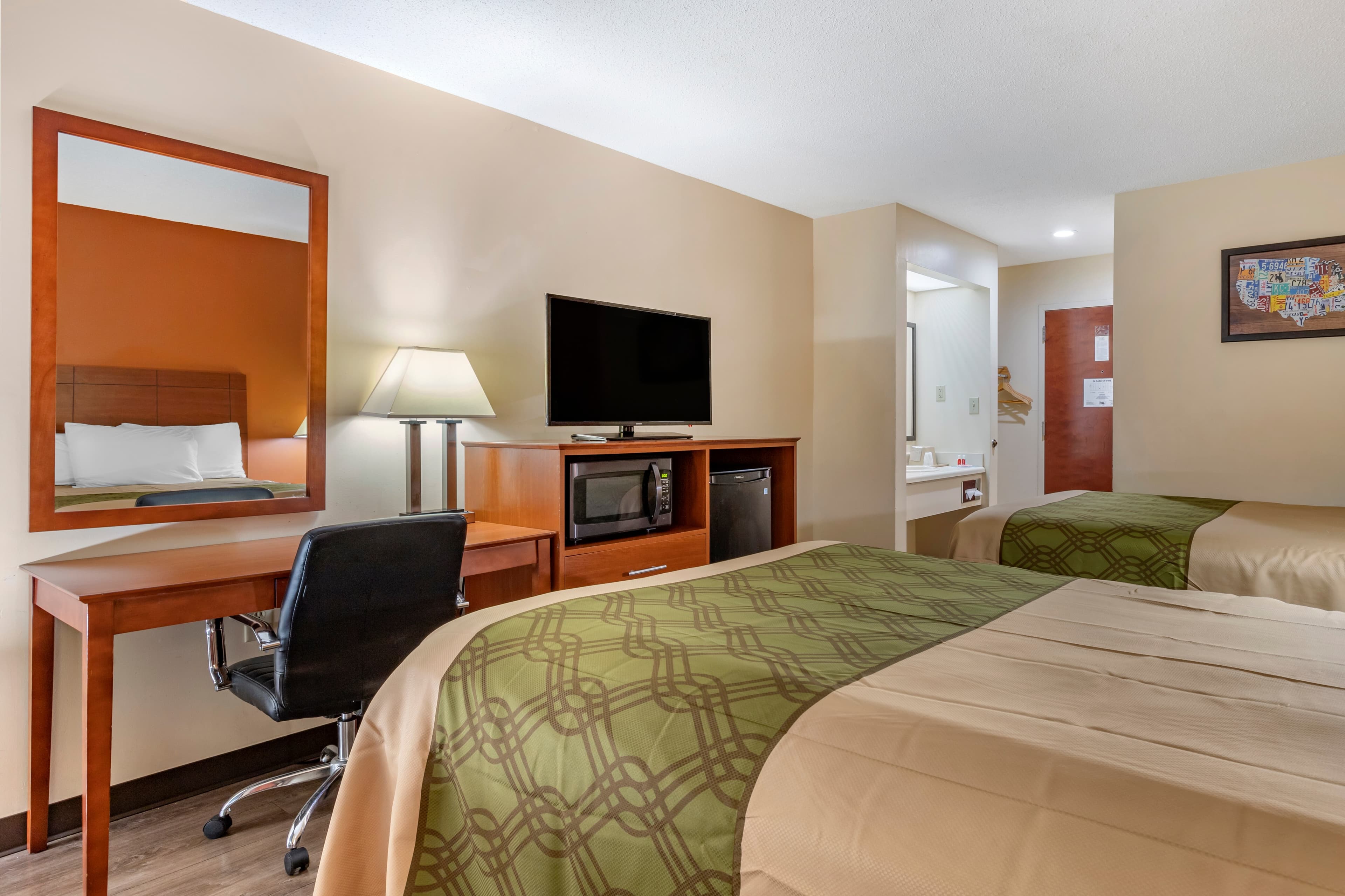 Econo Lodge Saint Stephen — 11