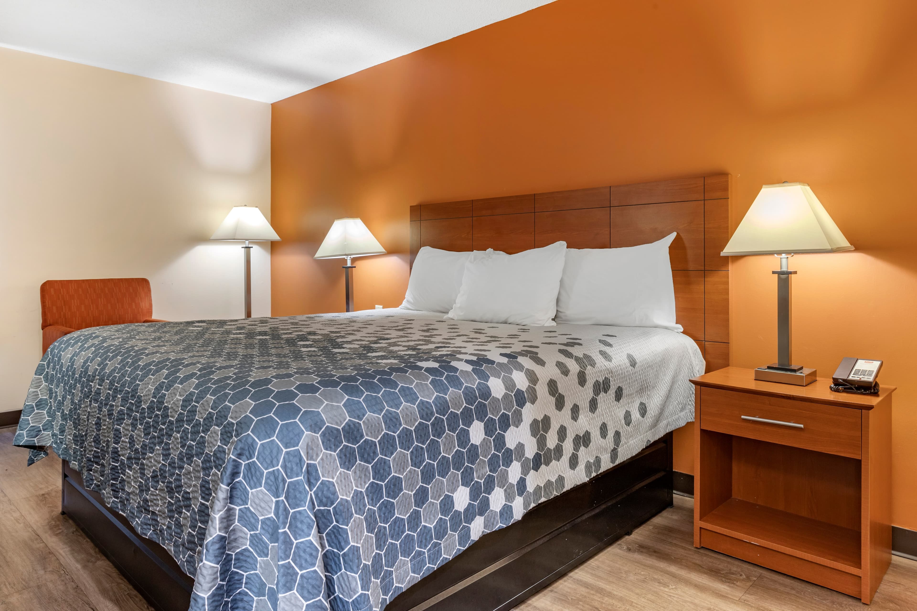 Econo Lodge Saint Stephen — 14