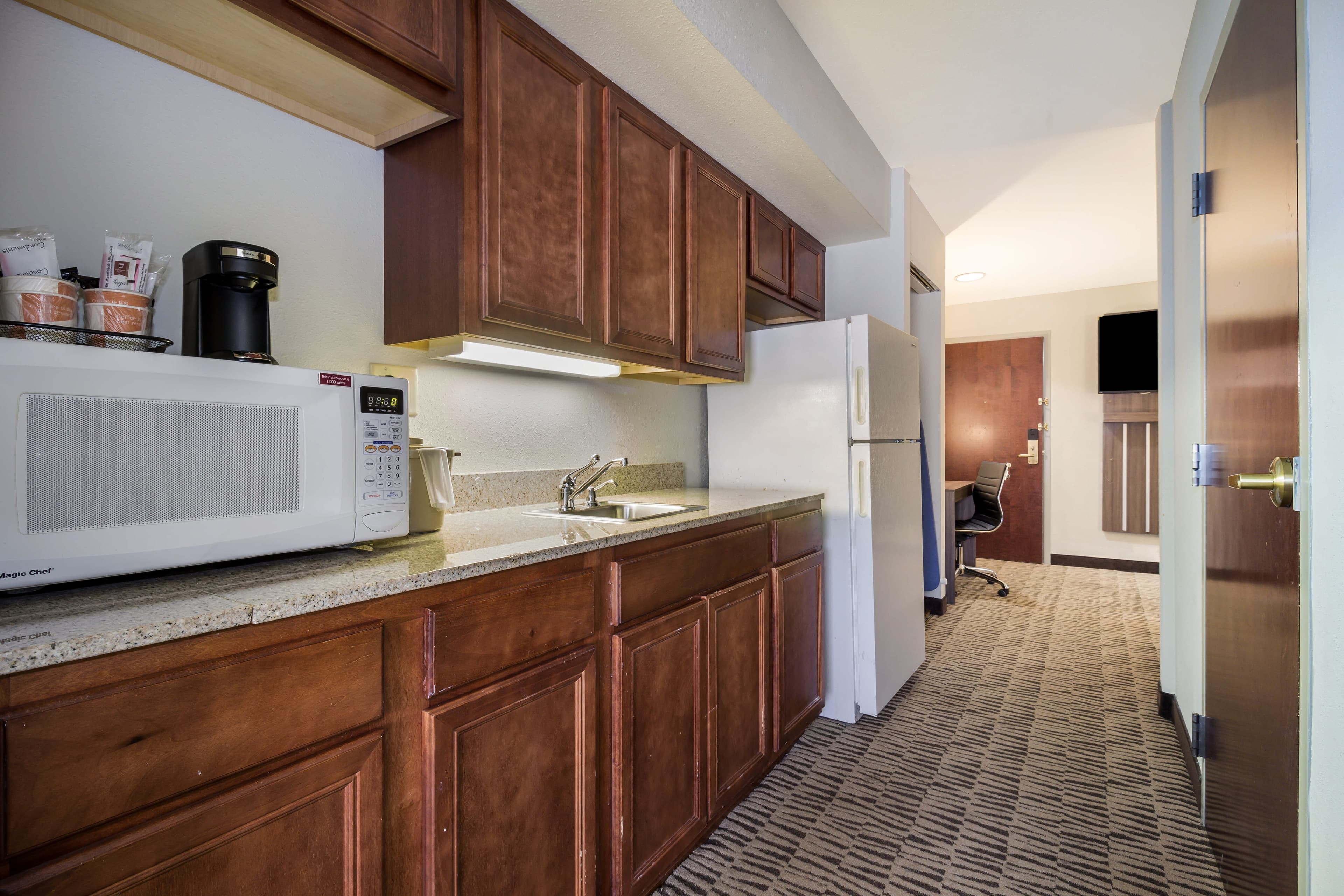 Clarion Pointe Charleston - West Ashley - Image 3