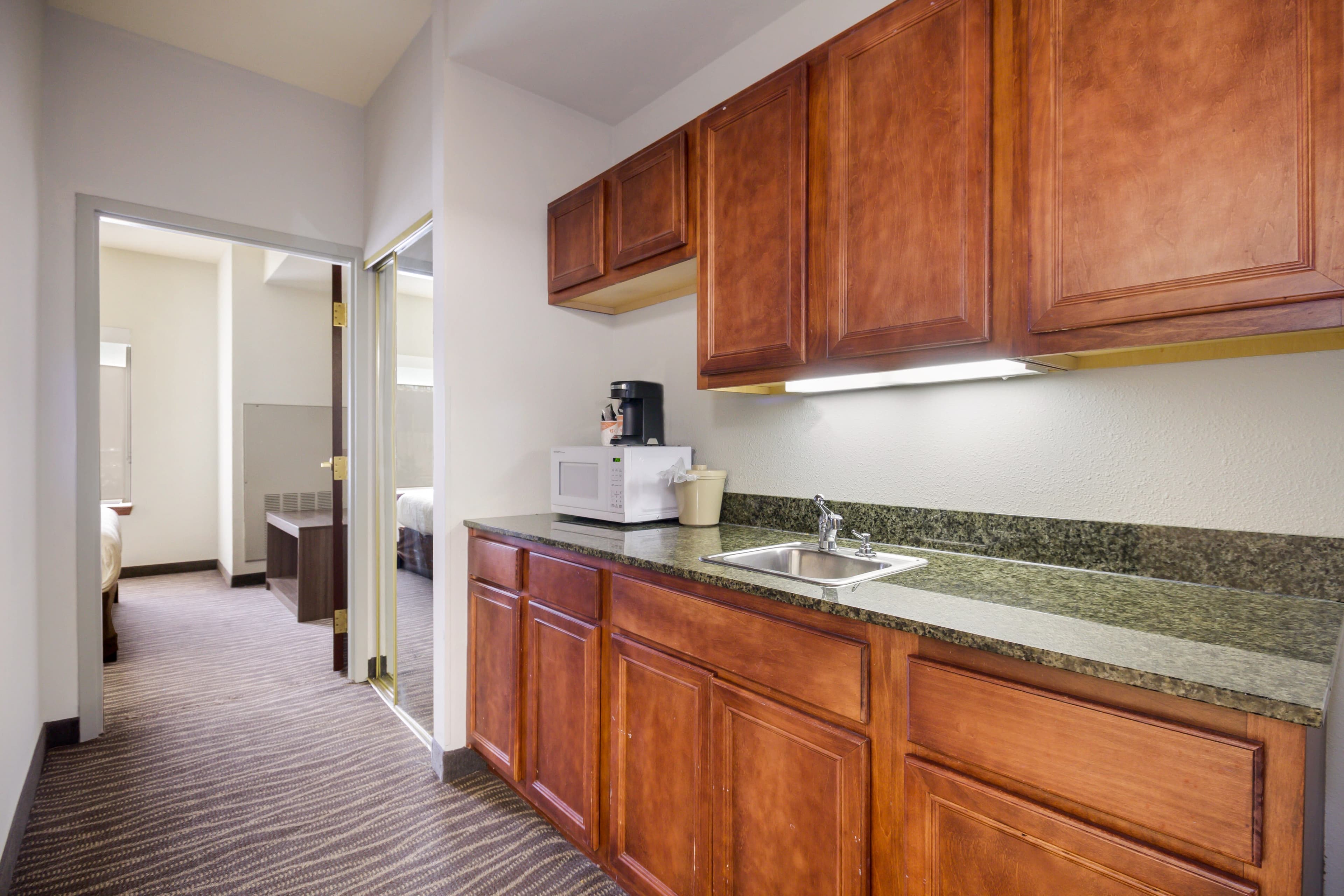 Clarion Pointe Charleston - West Ashley — 20