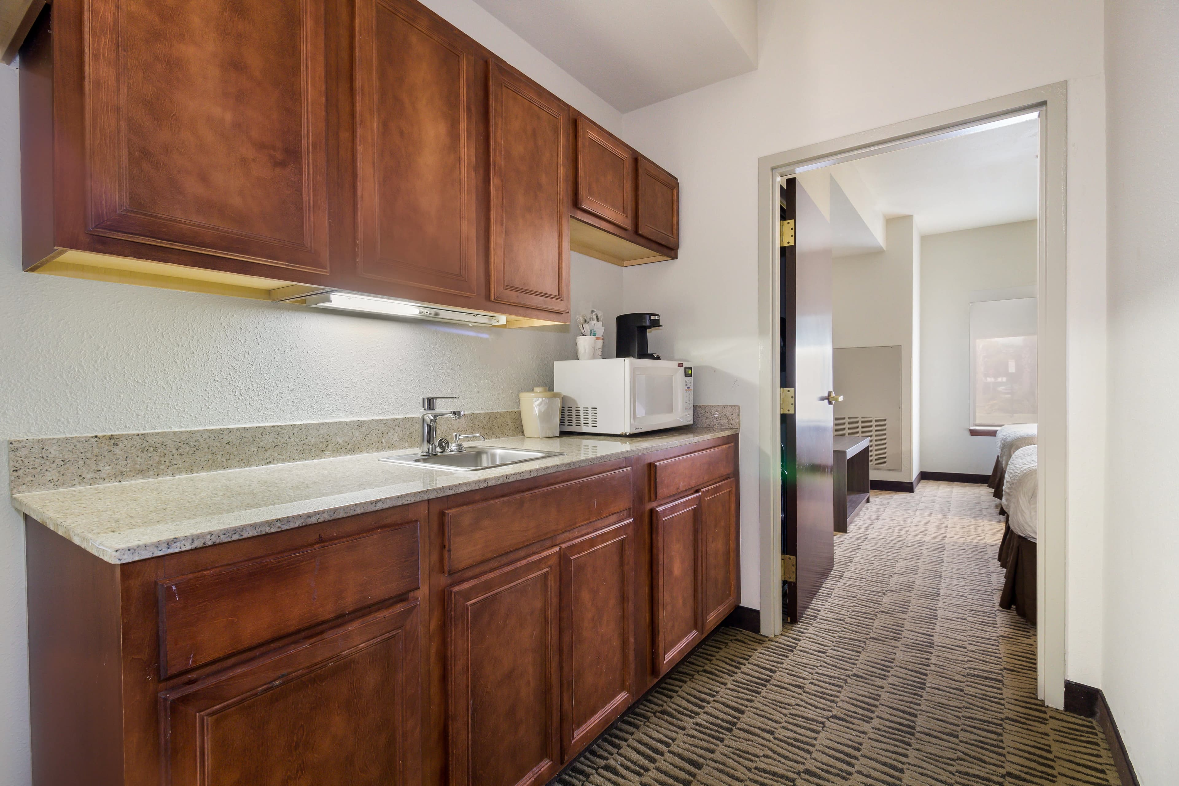 Clarion Pointe Charleston - West Ashley — 8
