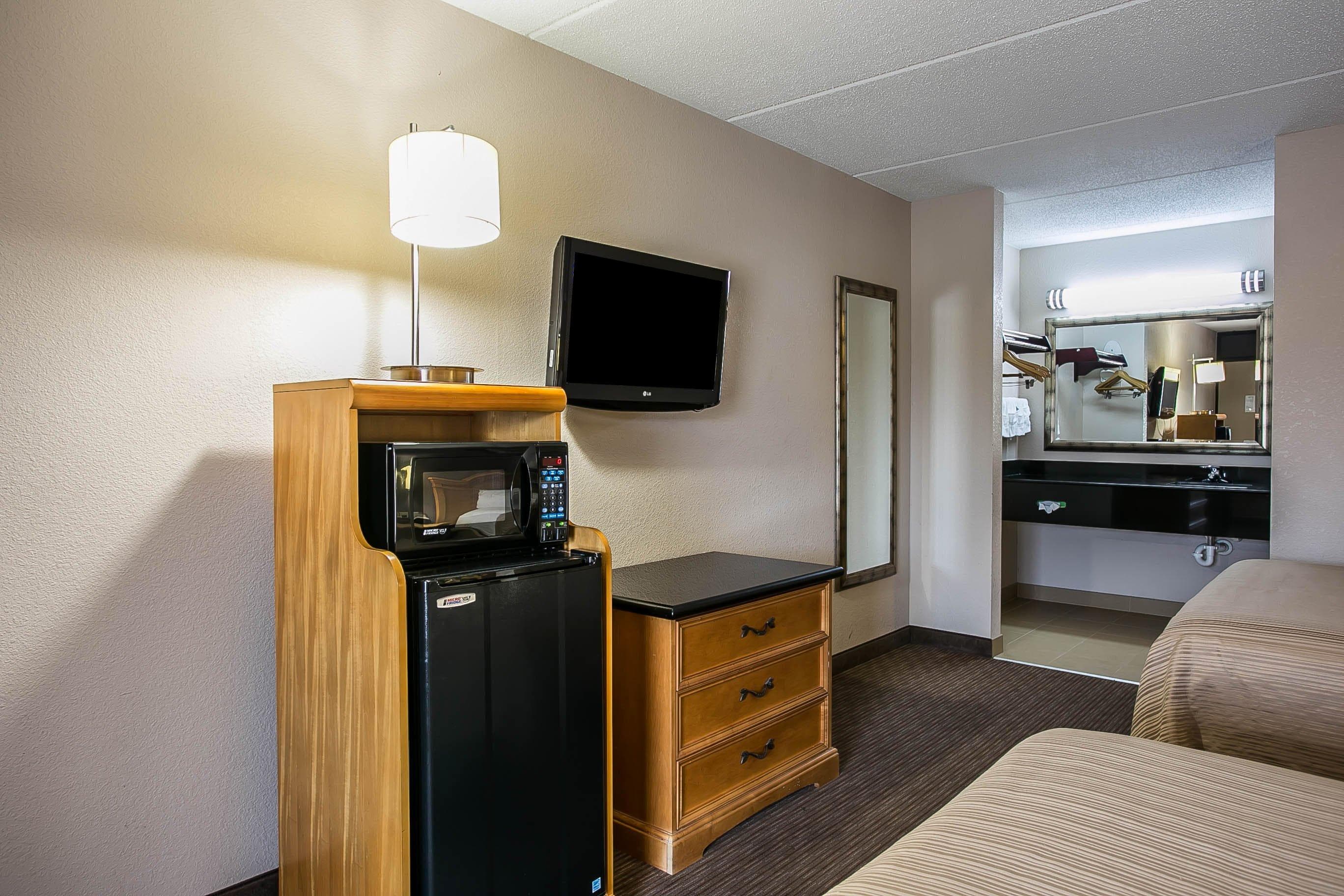 Quality Inn Hartsville — 11
