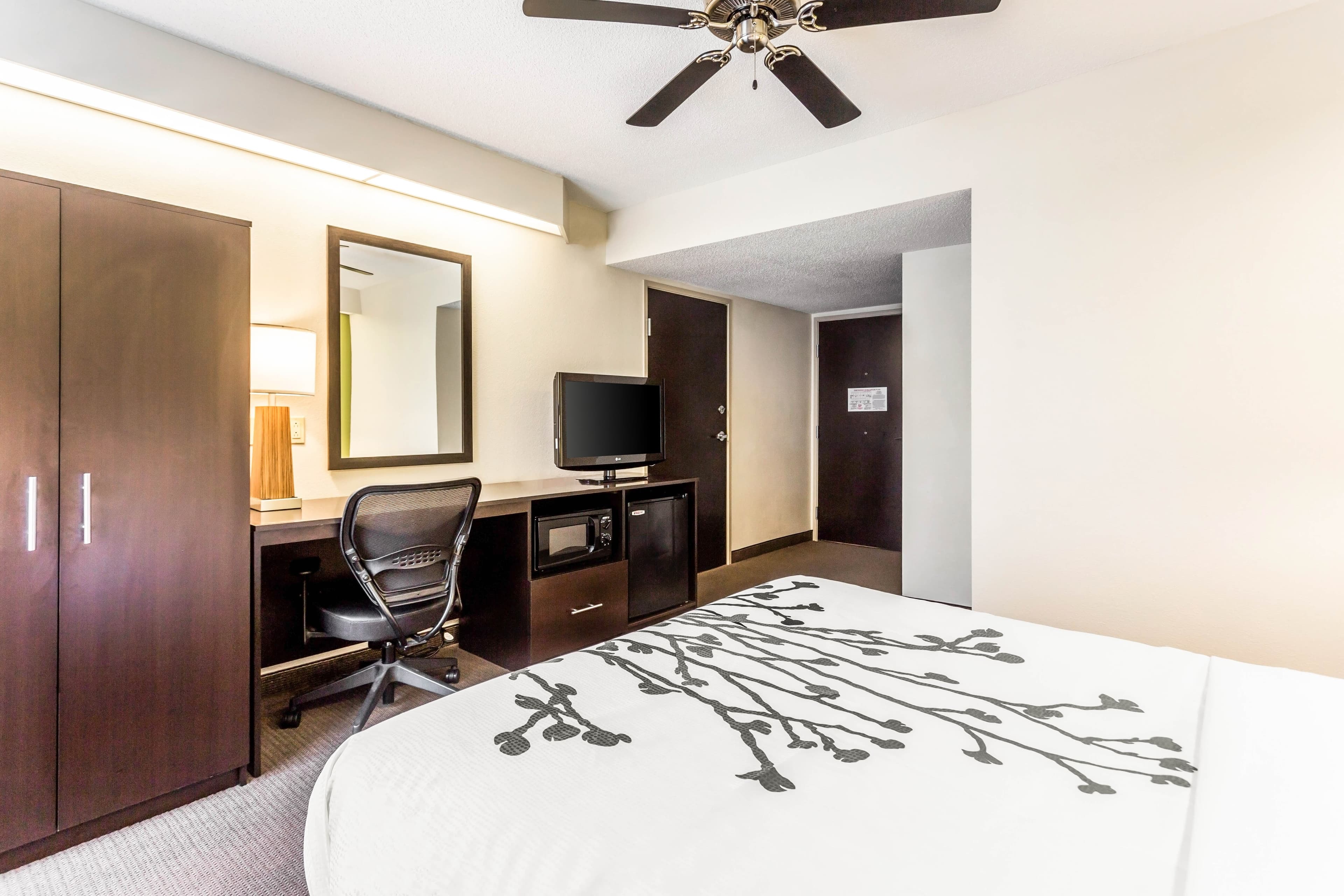 Sleep Inn Charleston - West Ashley - Image 3