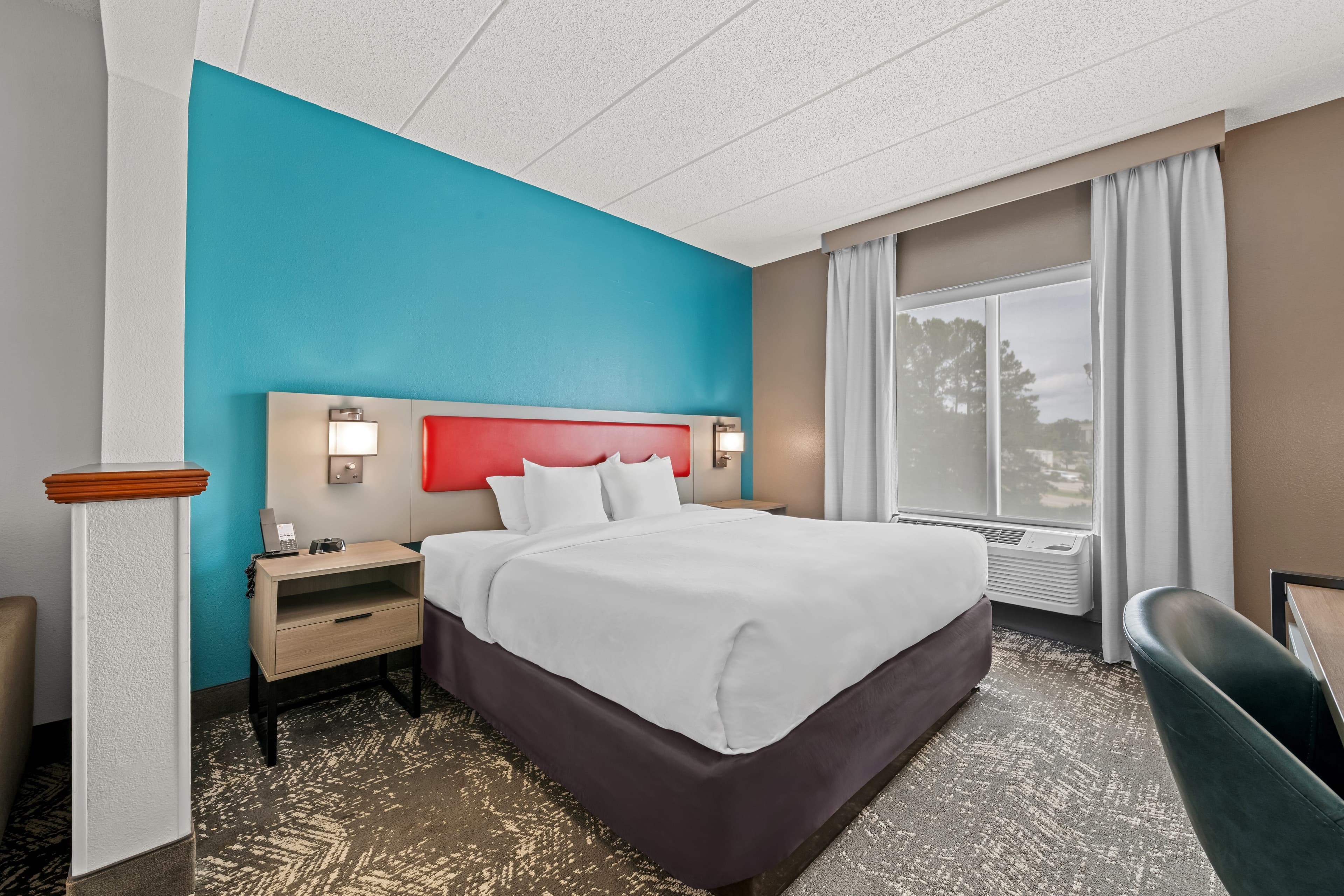 Comfort Suites Columbia at Harbison - Image 3