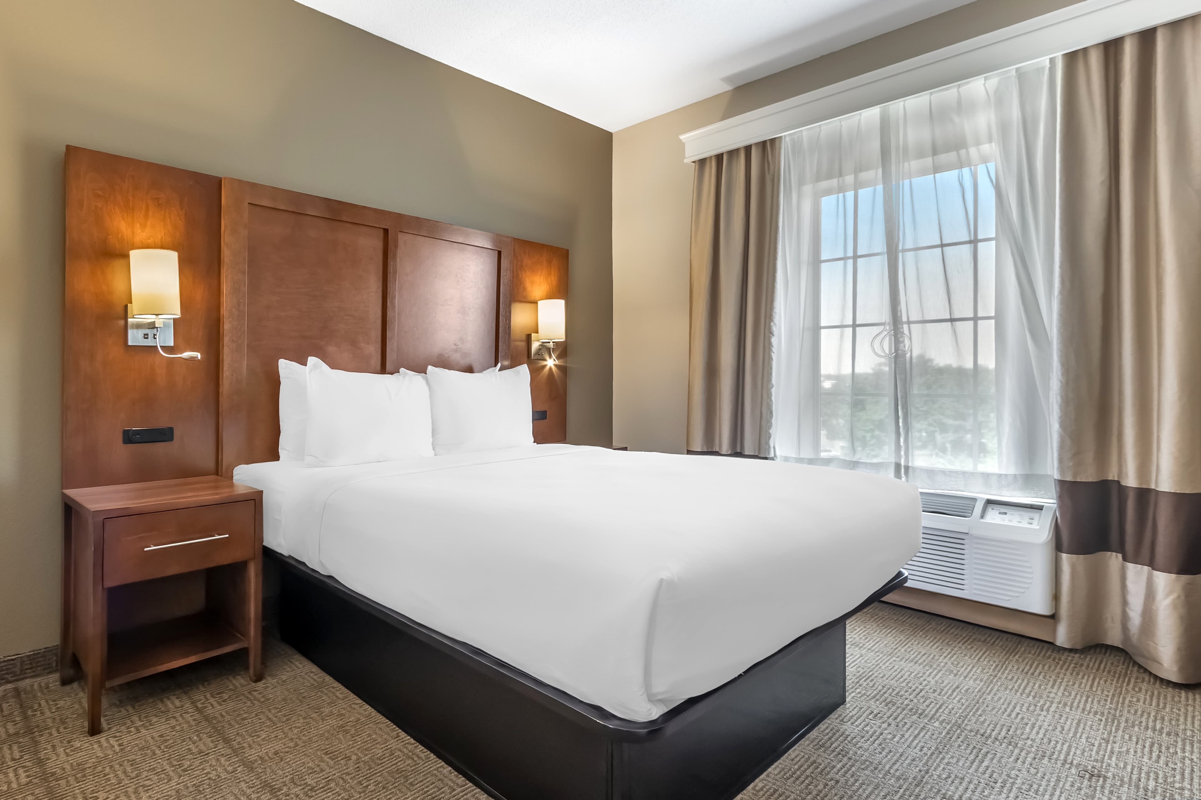 Comfort Suites Myrtle Beach Central - Image 3