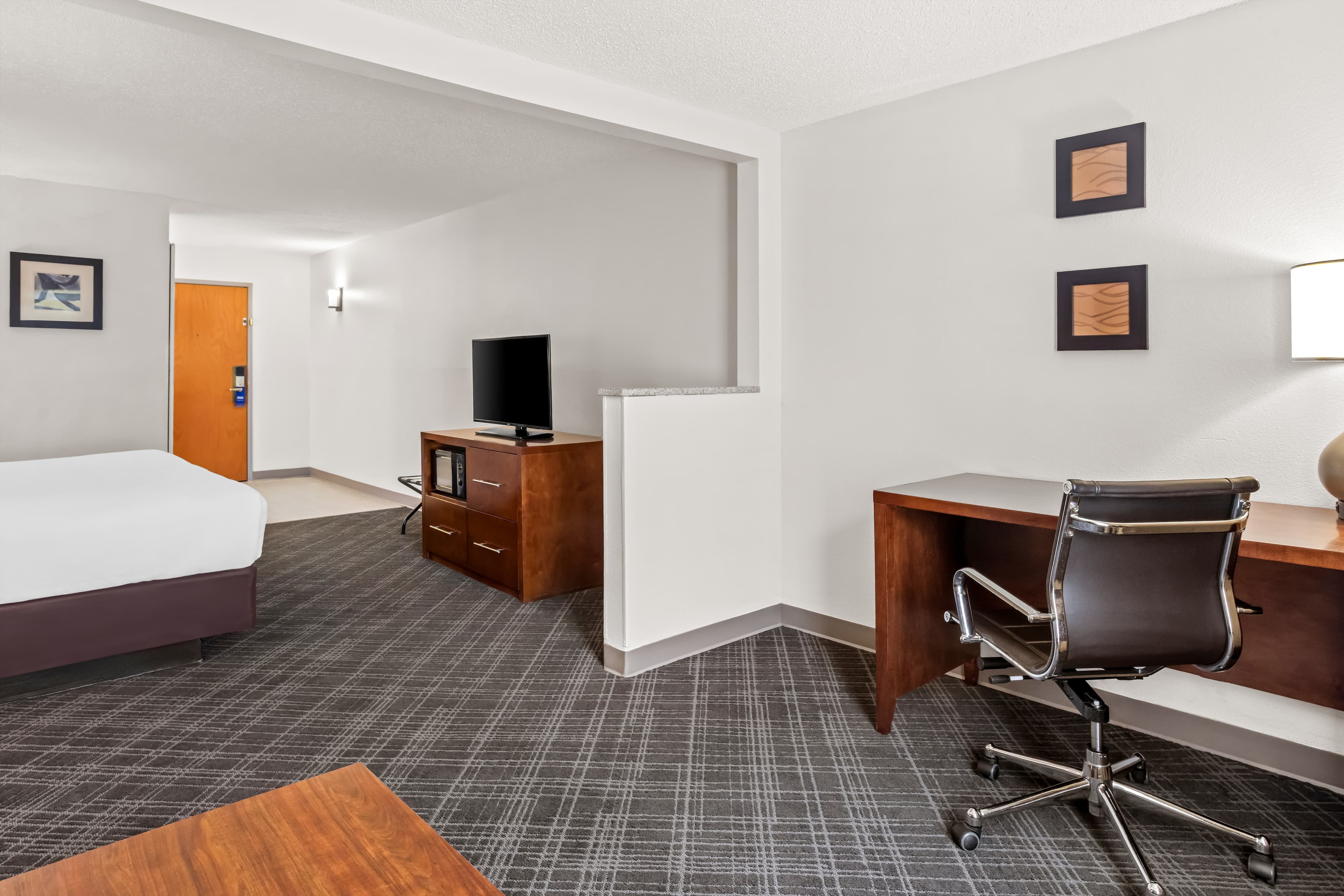 Comfort Inn & Suites Walterboro I-95 — 16