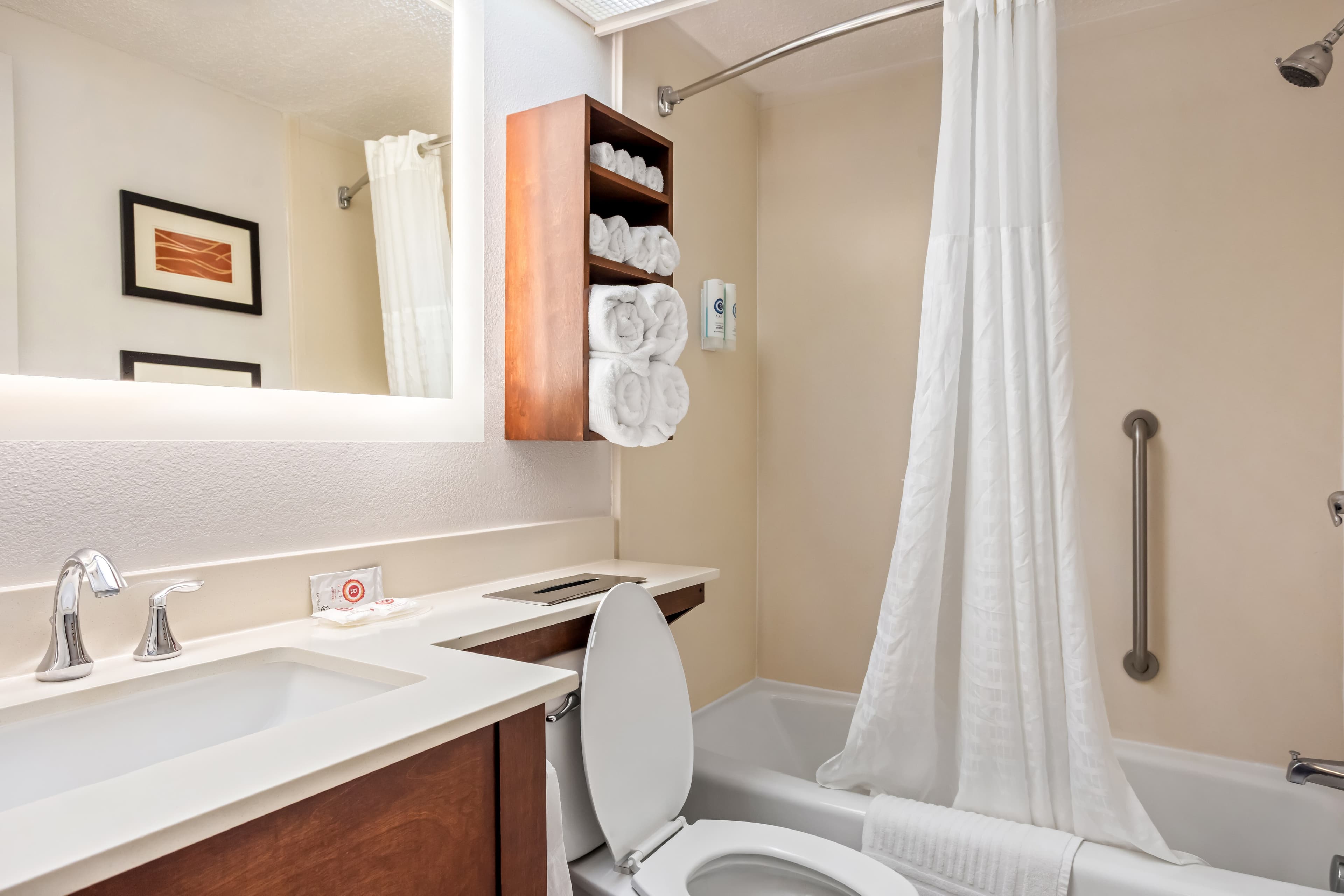 Comfort Inn & Suites Walterboro I-95 — 9