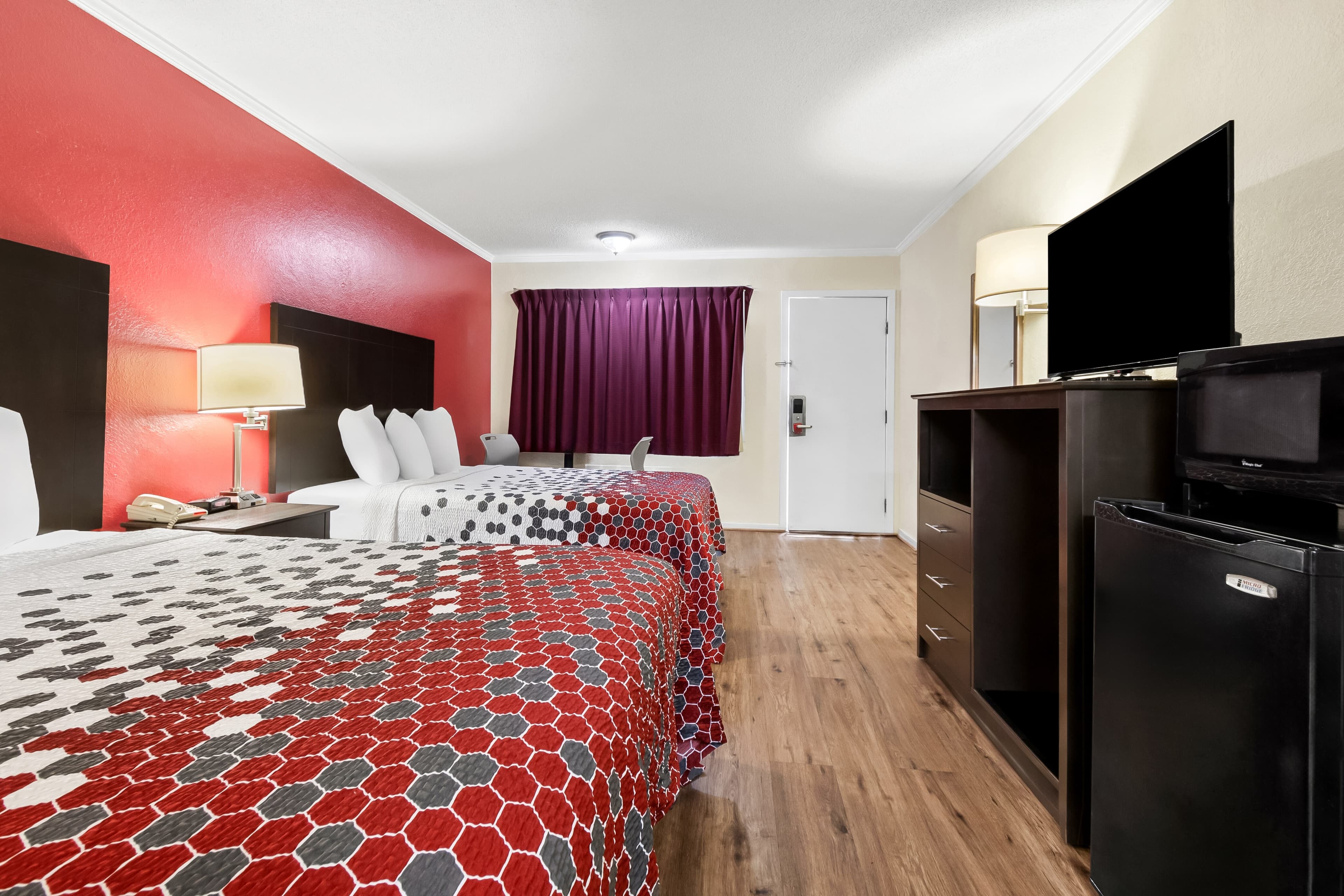 Econo Lodge St. George - Image 5