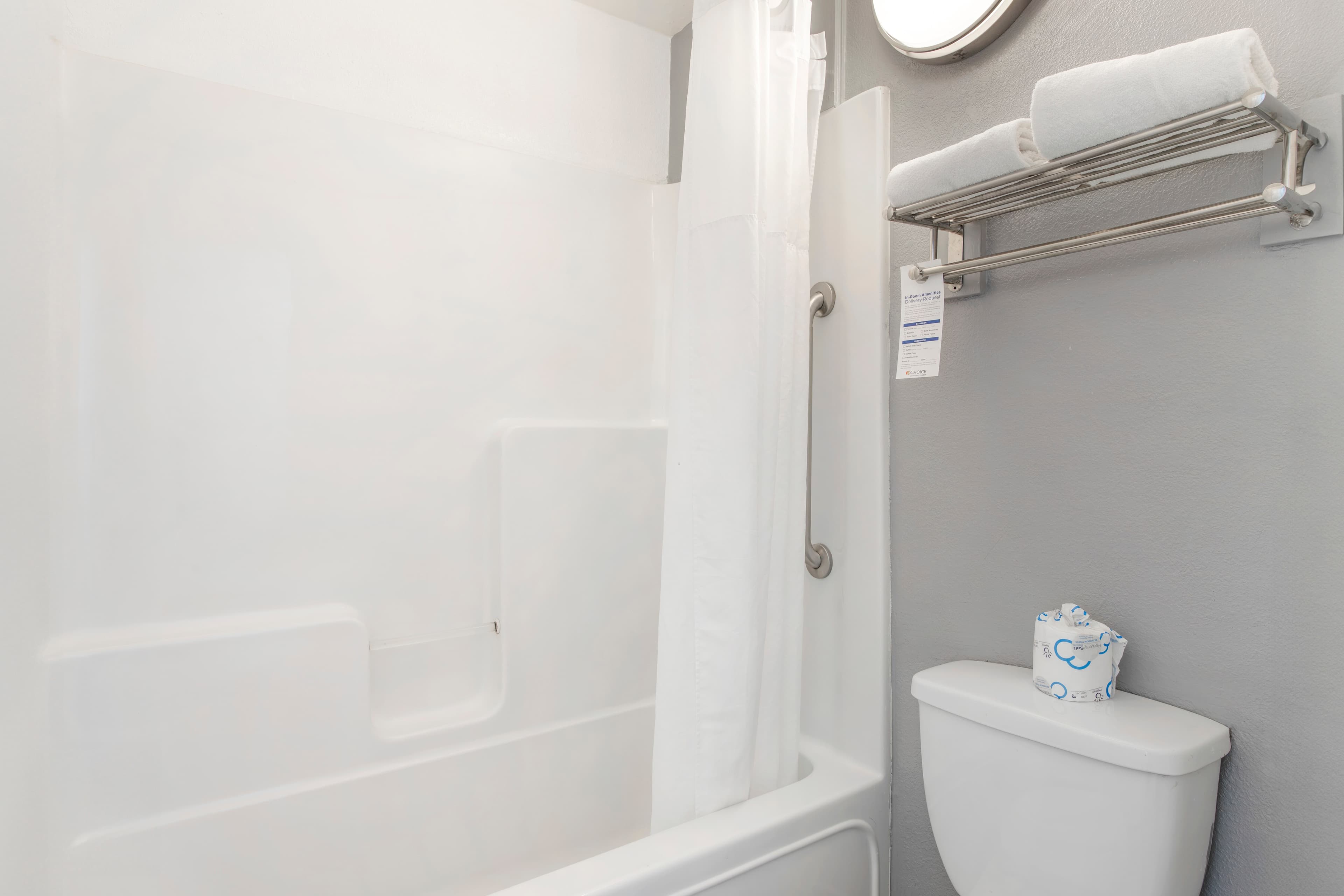 Quality Inn & Suites Hardeeville - Savannah North - Image 5