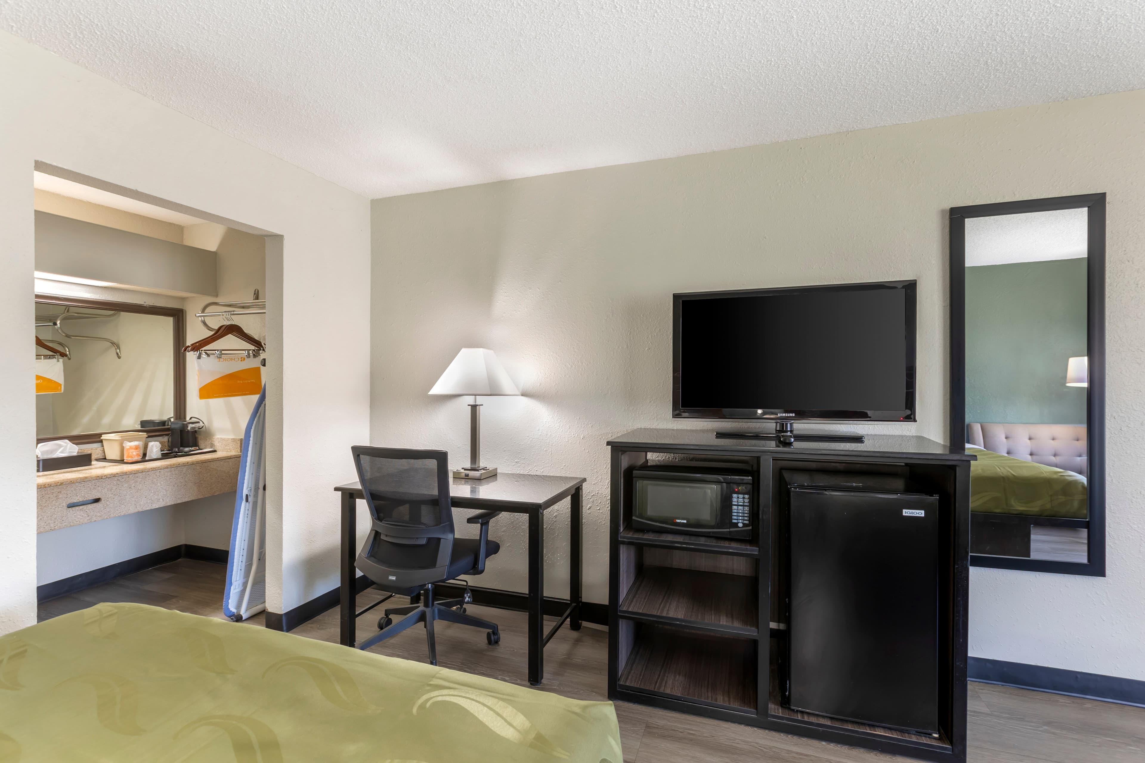 Quality Inn & Suites Santee I-95 — 16