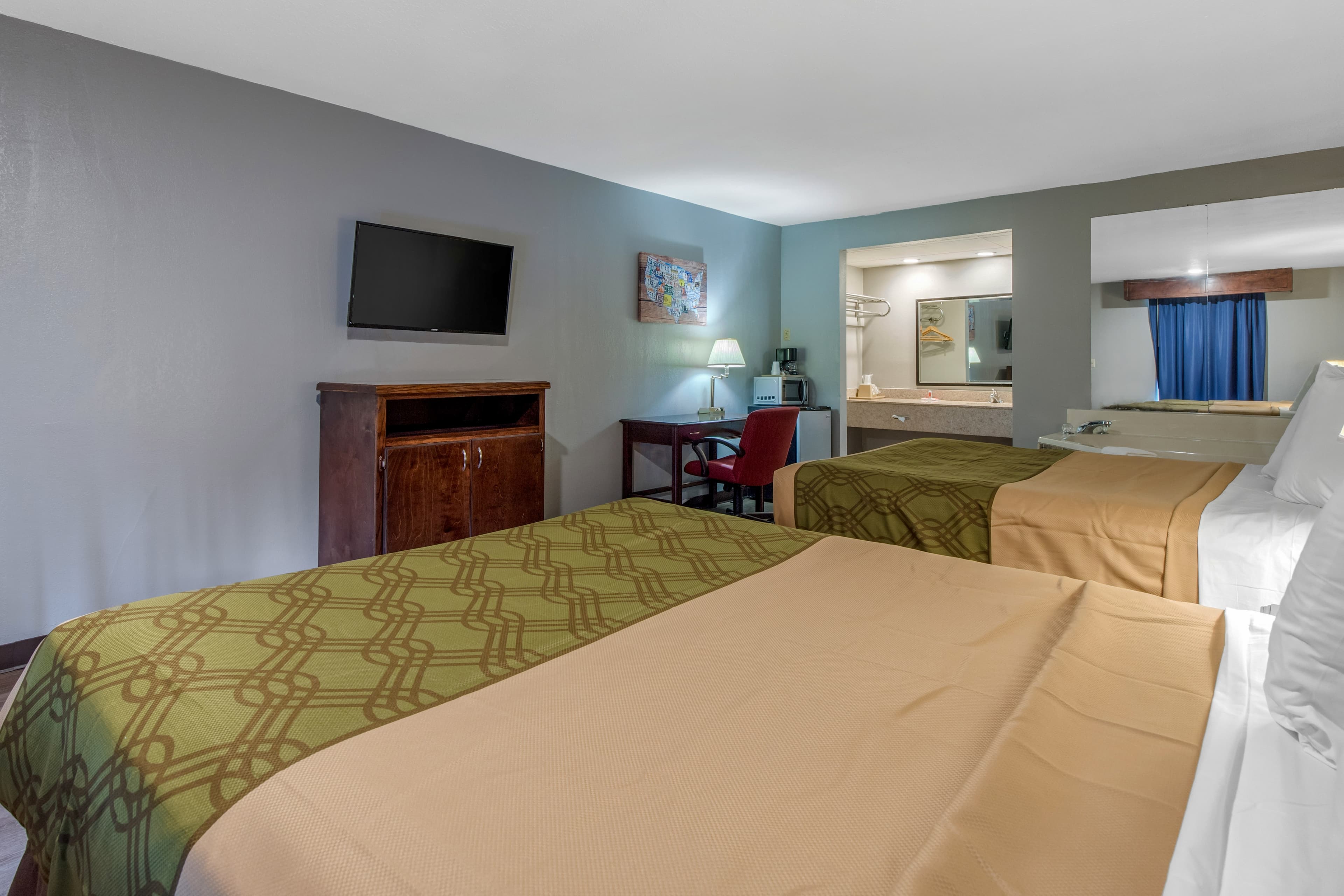 Econo Lodge Aiken Central — 7