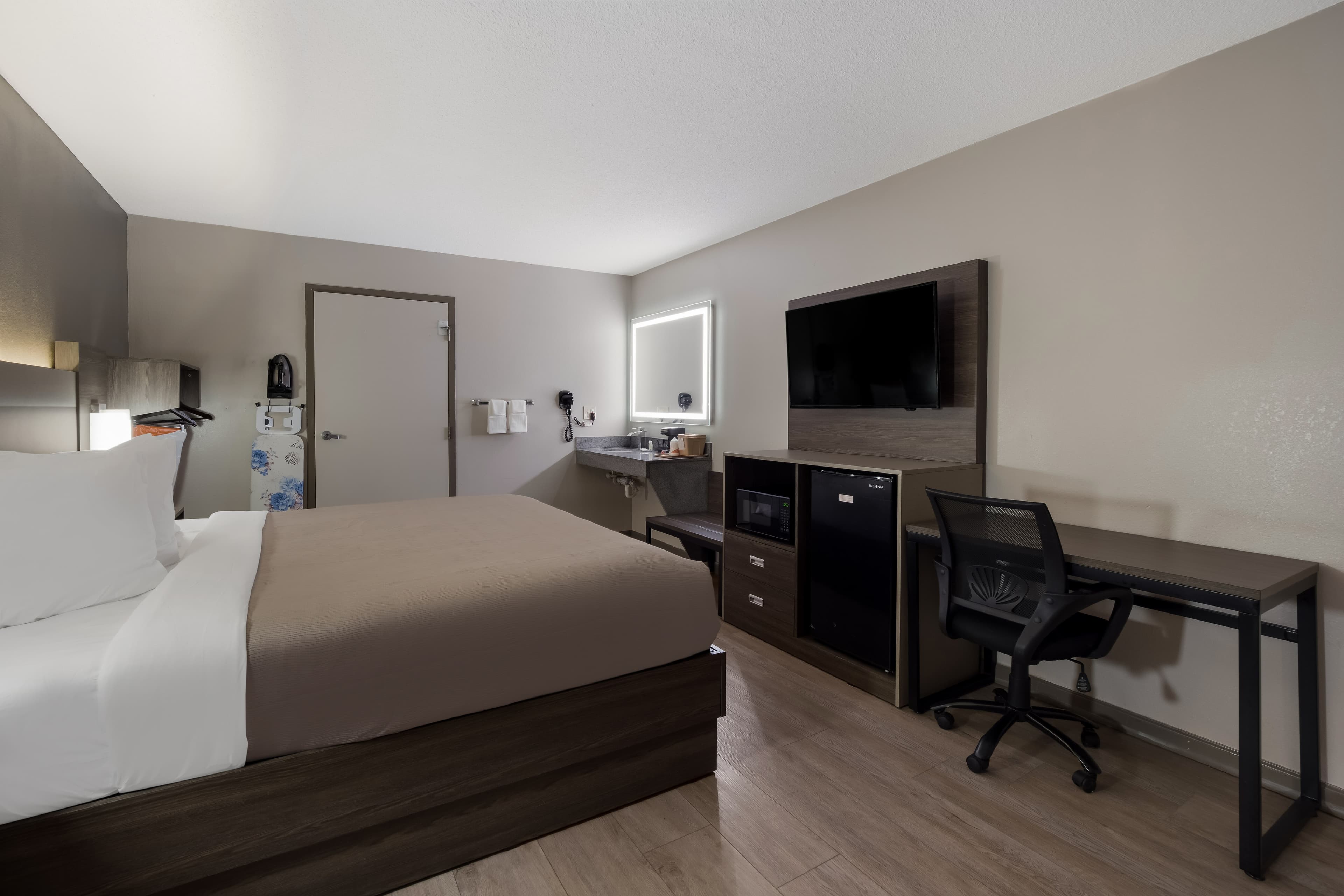 Quality Inn Fort Jackson - Image 4