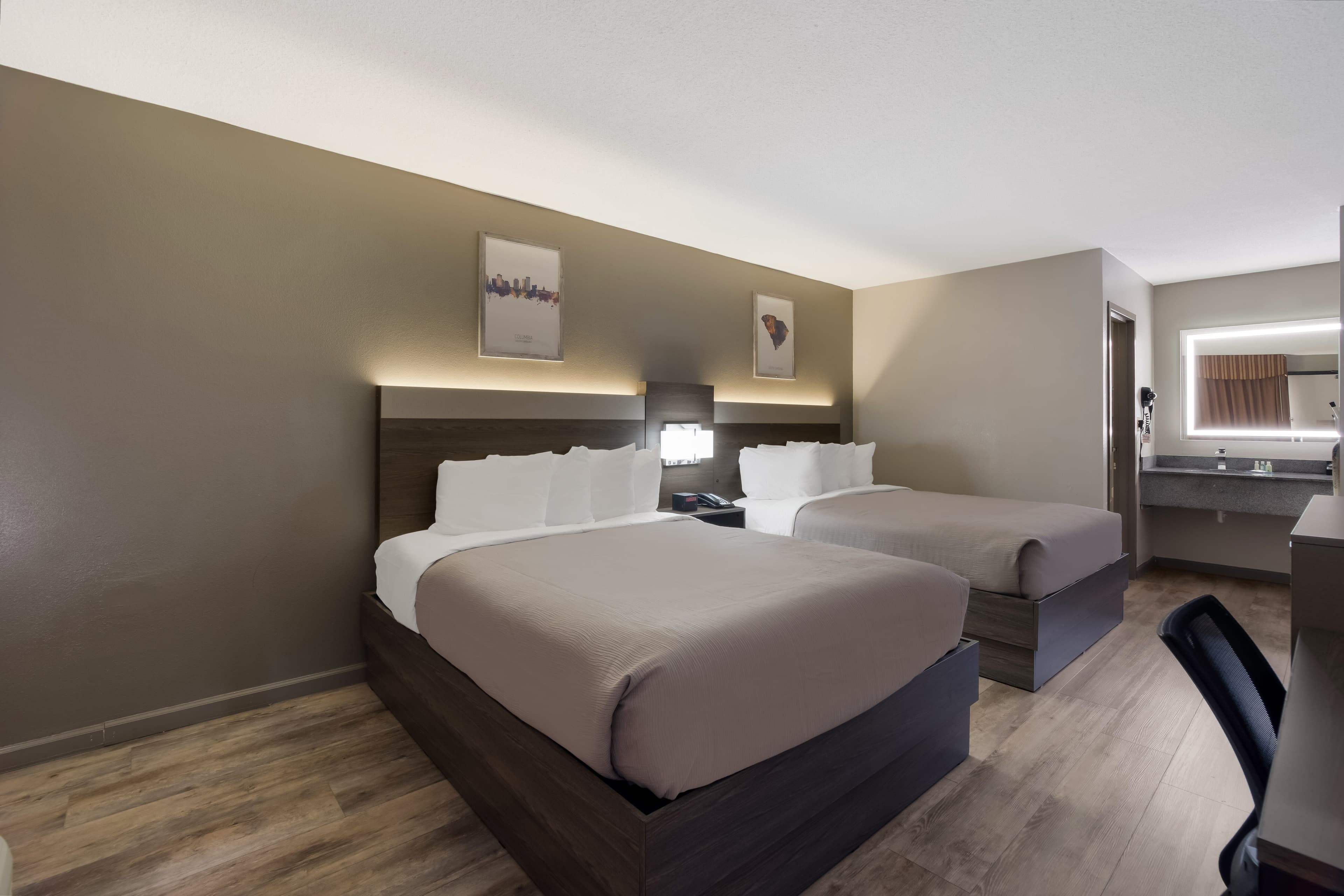 Quality Inn Fort Jackson - Image 2