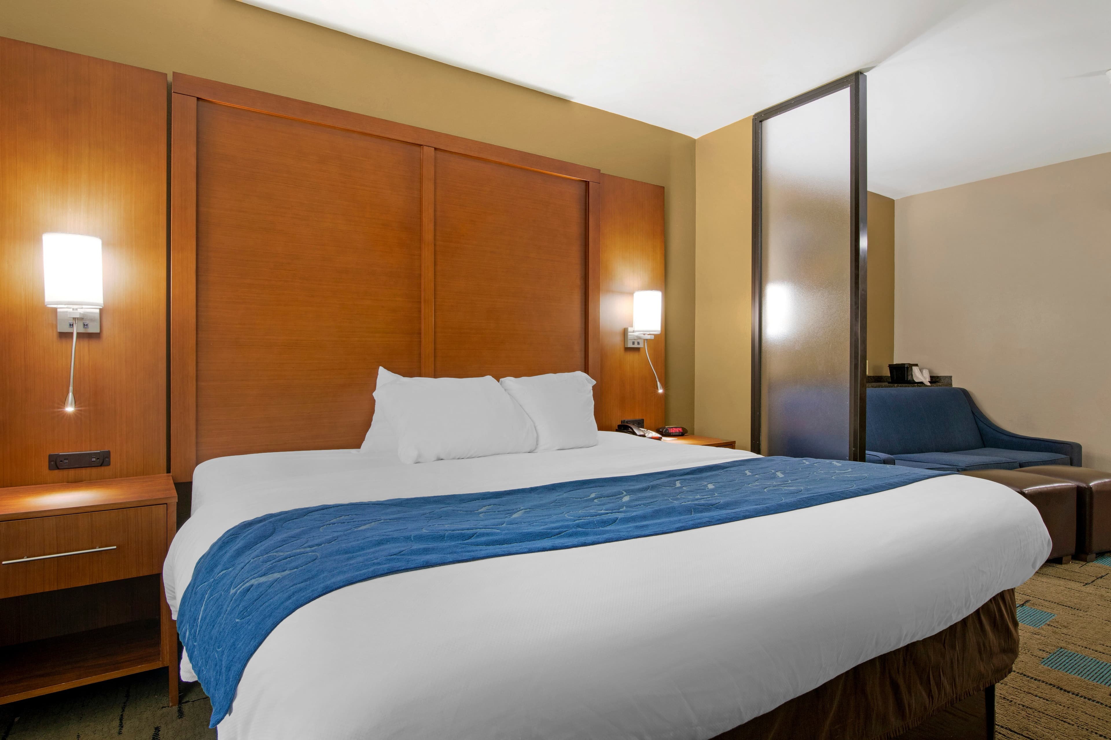 Comfort Suites near MCAS Beaufort — 6