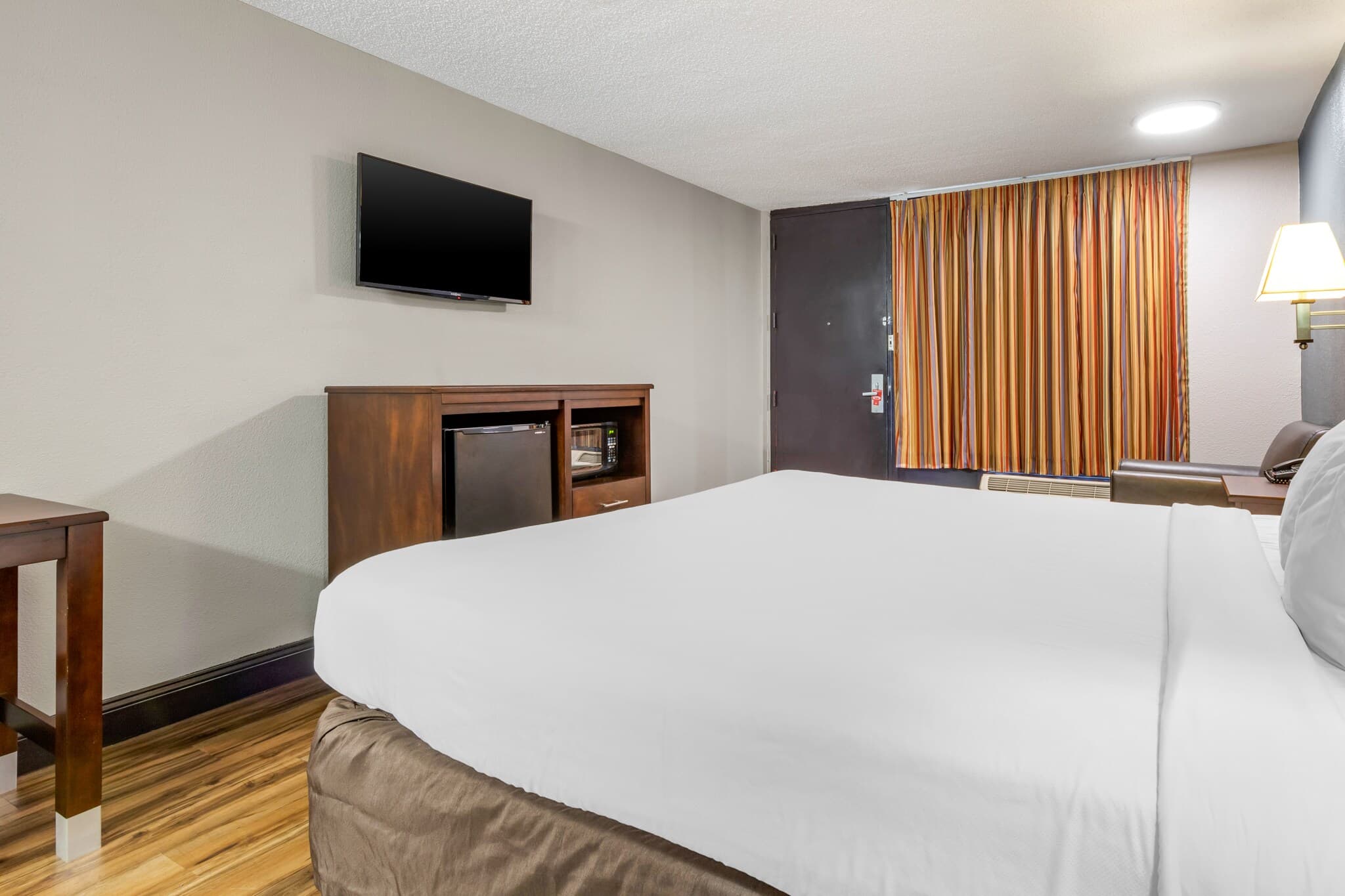 Econo Lodge Rock Hill Northeast — 16