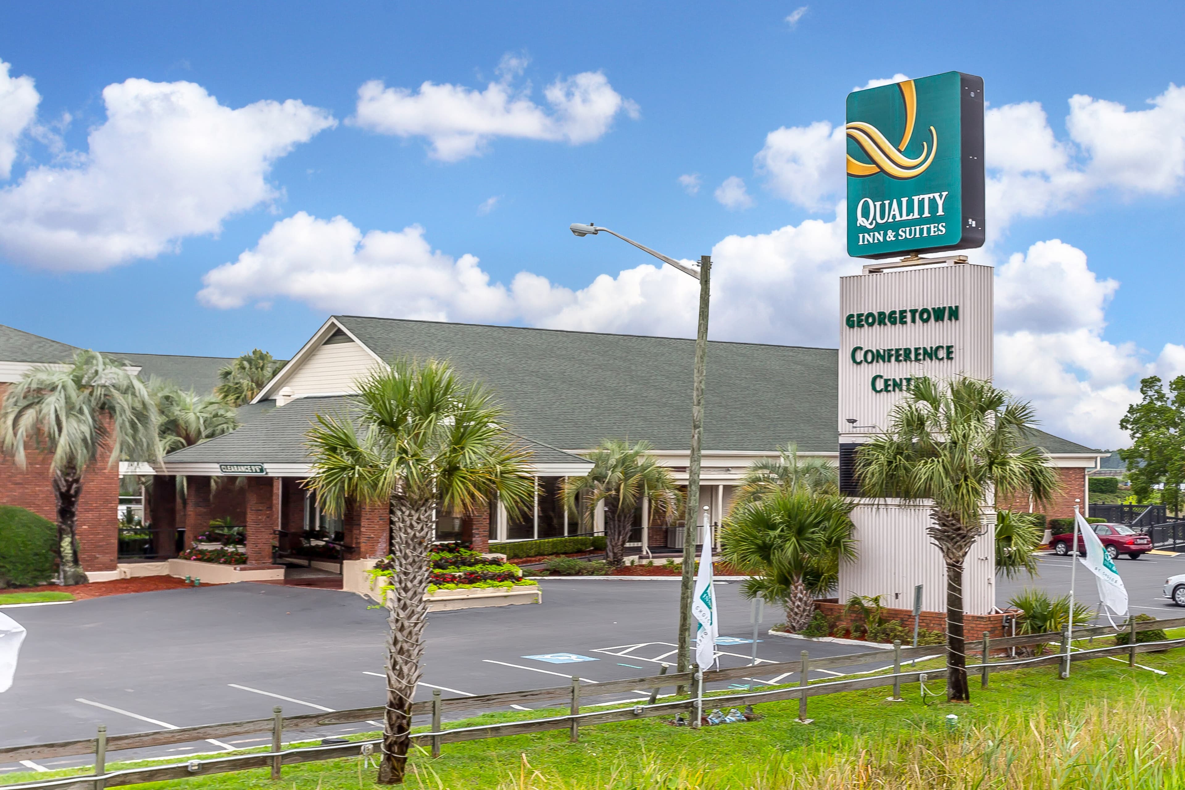 Quality Inn & Suites Georgetown - Image 1
