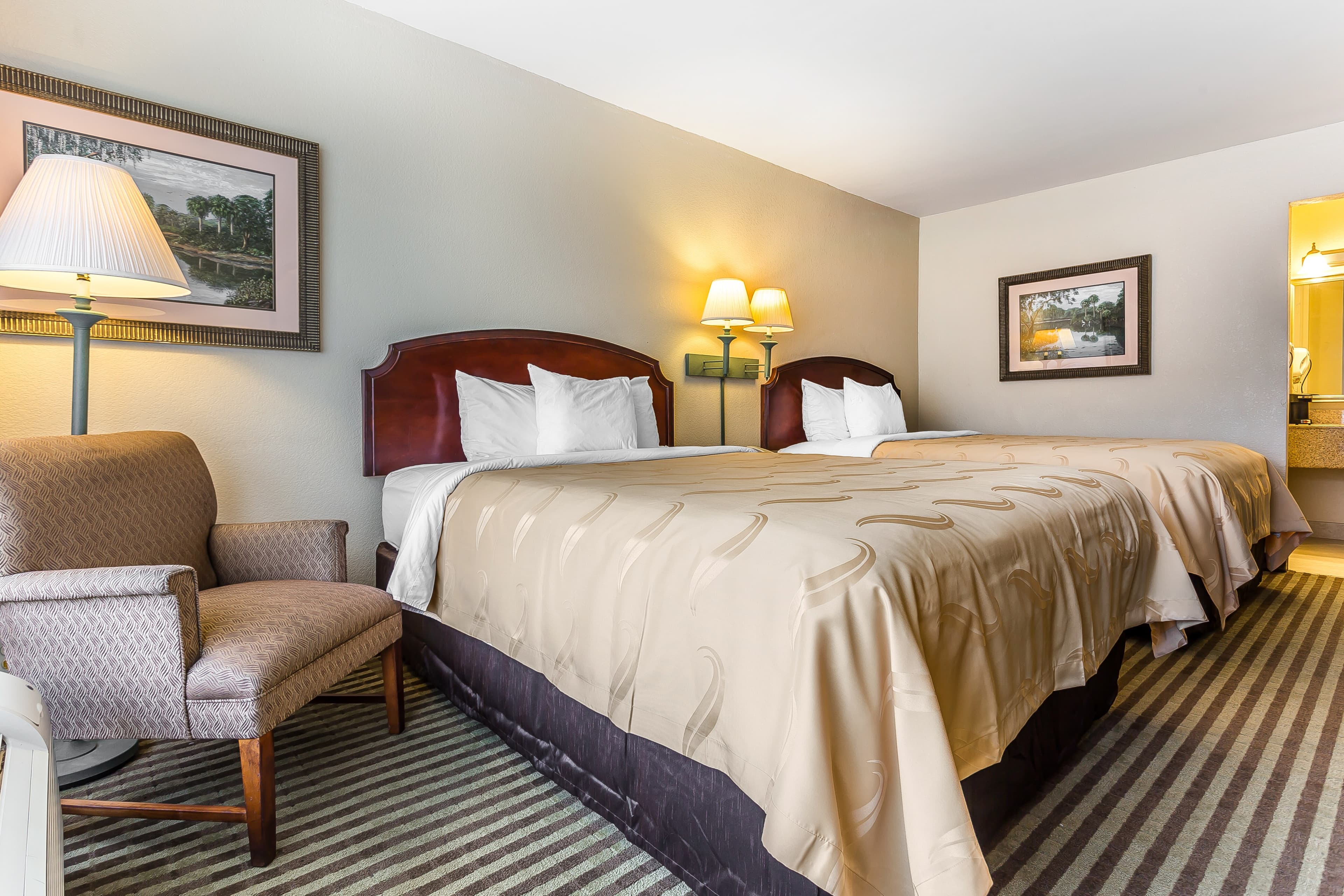 Quality Inn & Suites Georgetown — 12