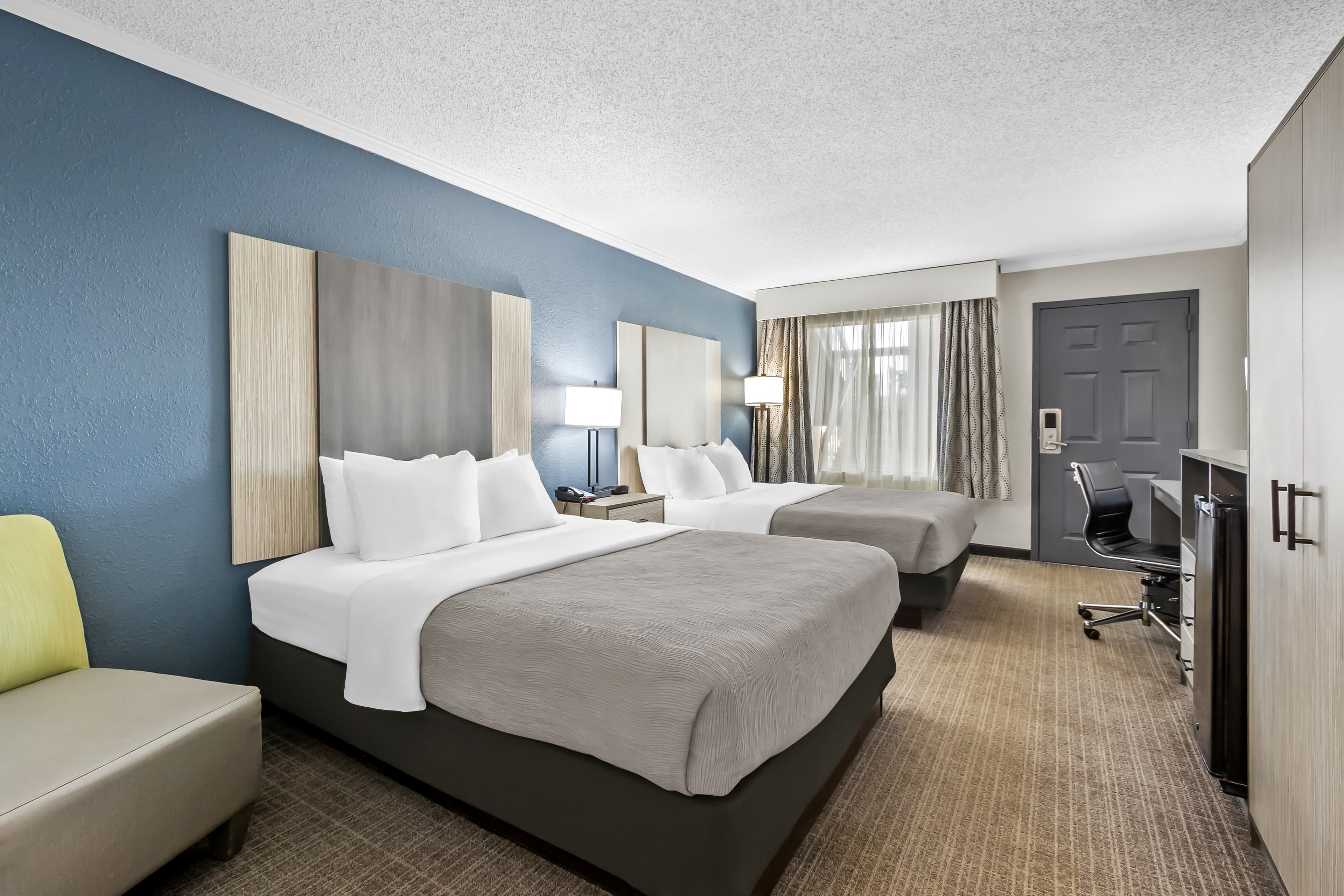 Quality Inn & Suites Florence Civic Center — 11