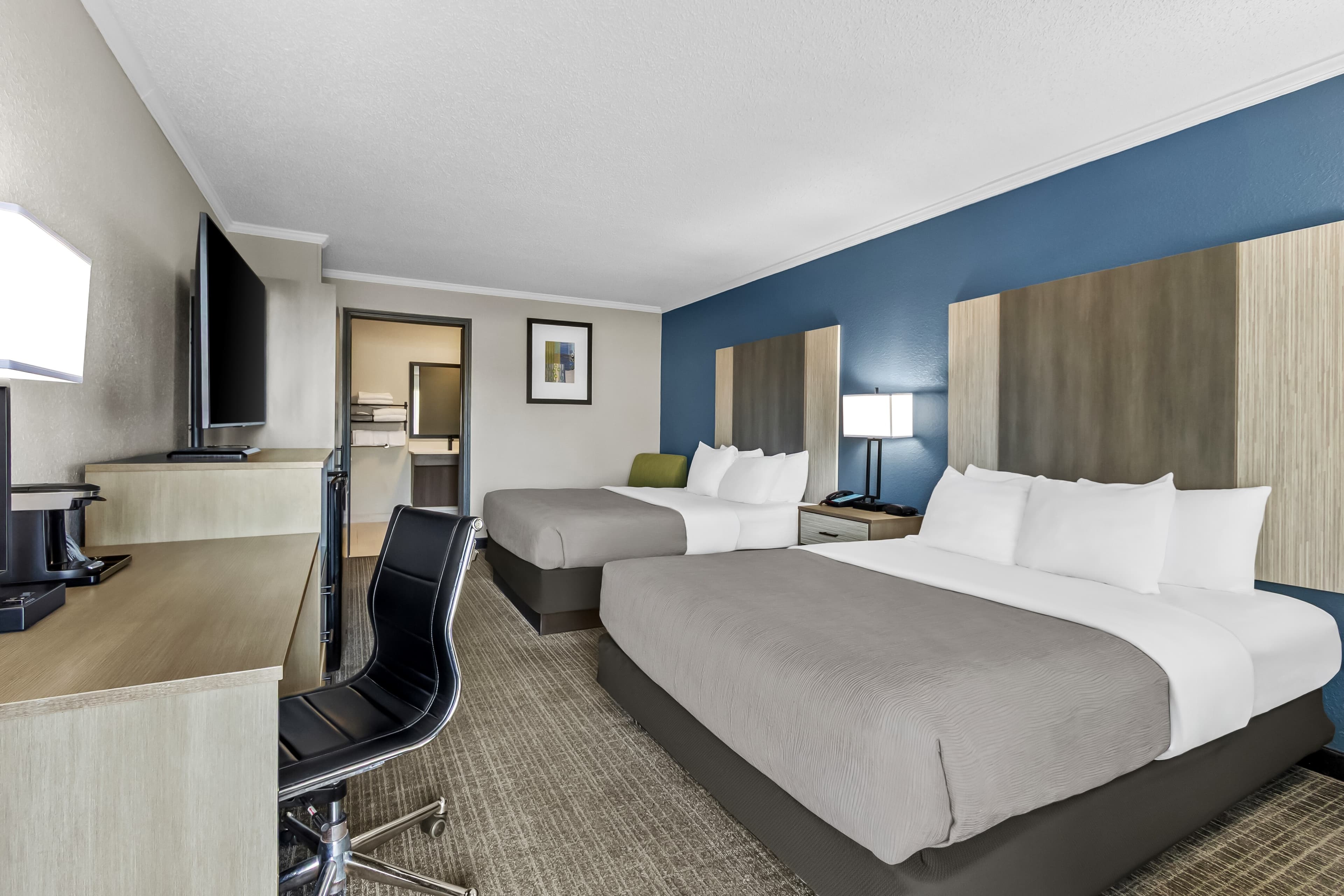 Quality Inn & Suites Florence Civic Center — 12