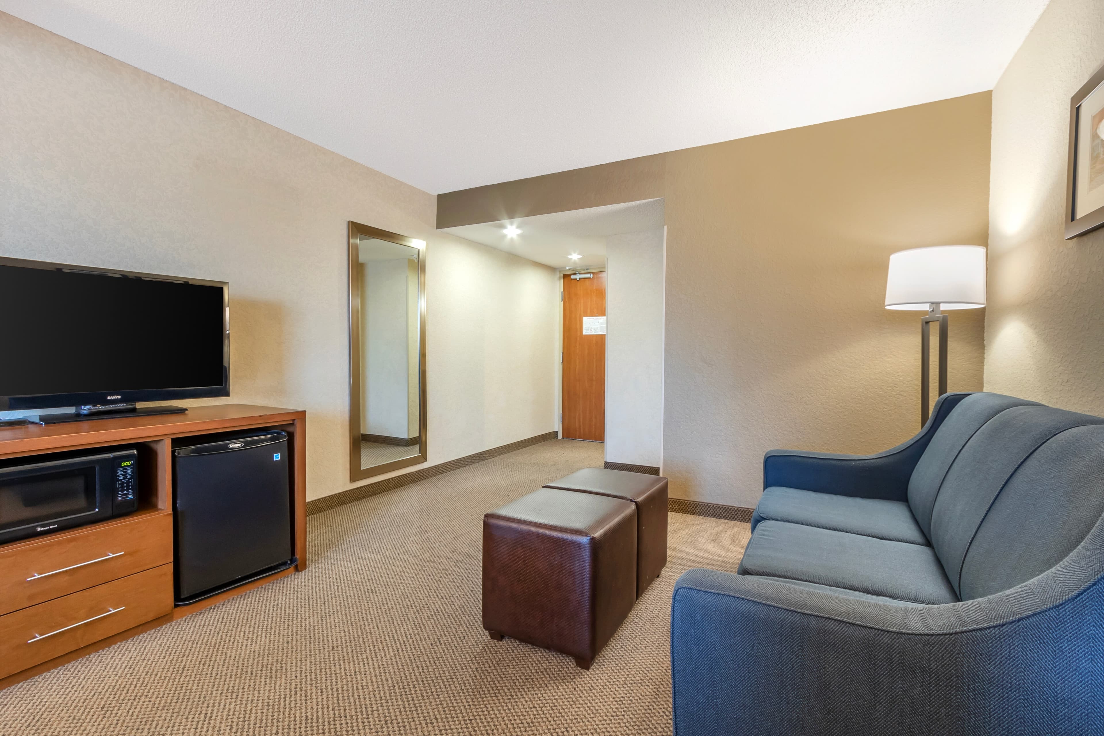 Comfort Inn & Suites Charleston Airport Convention Center — 16