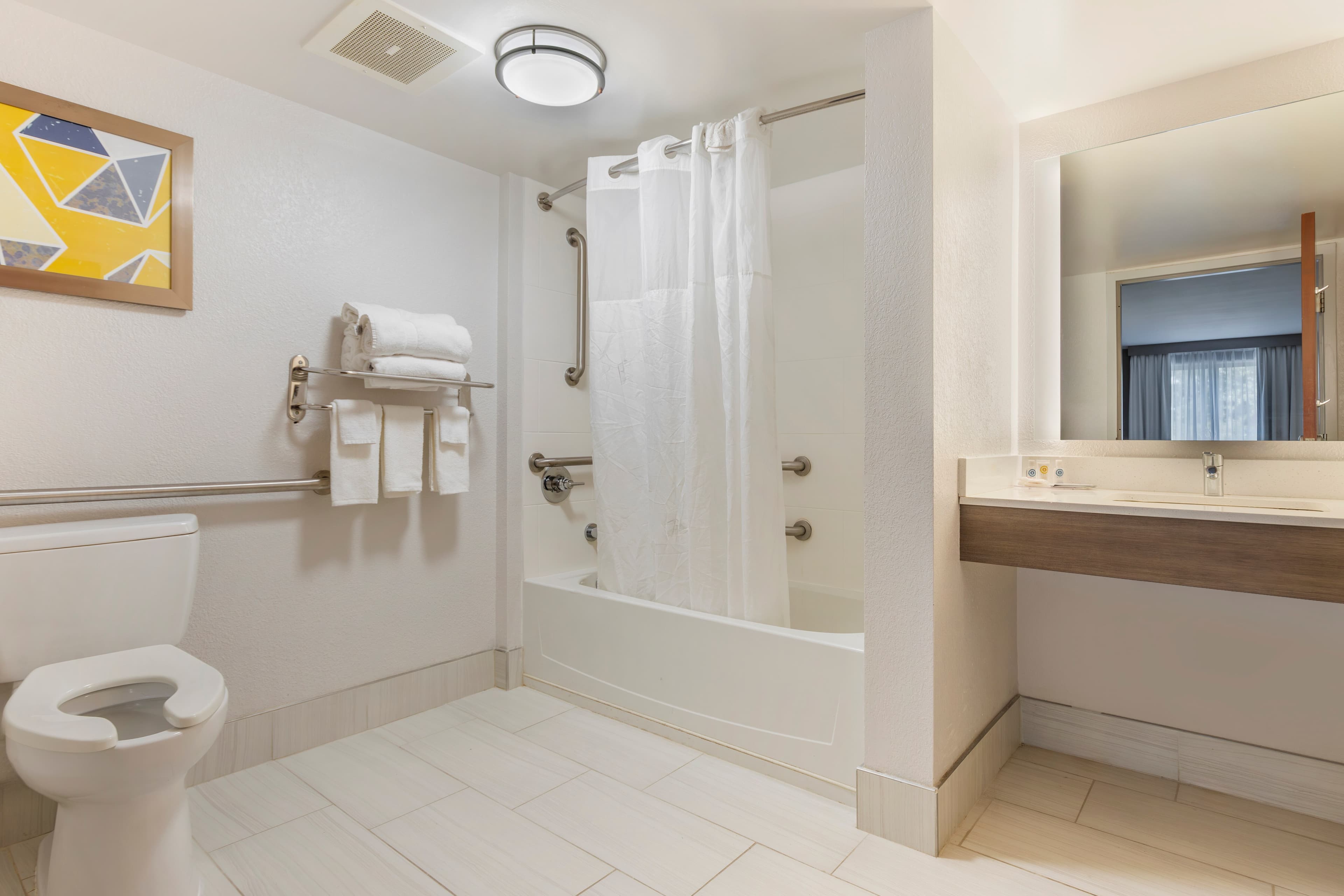 Comfort Suites Columbia Northeast - Fort Jackson — 27