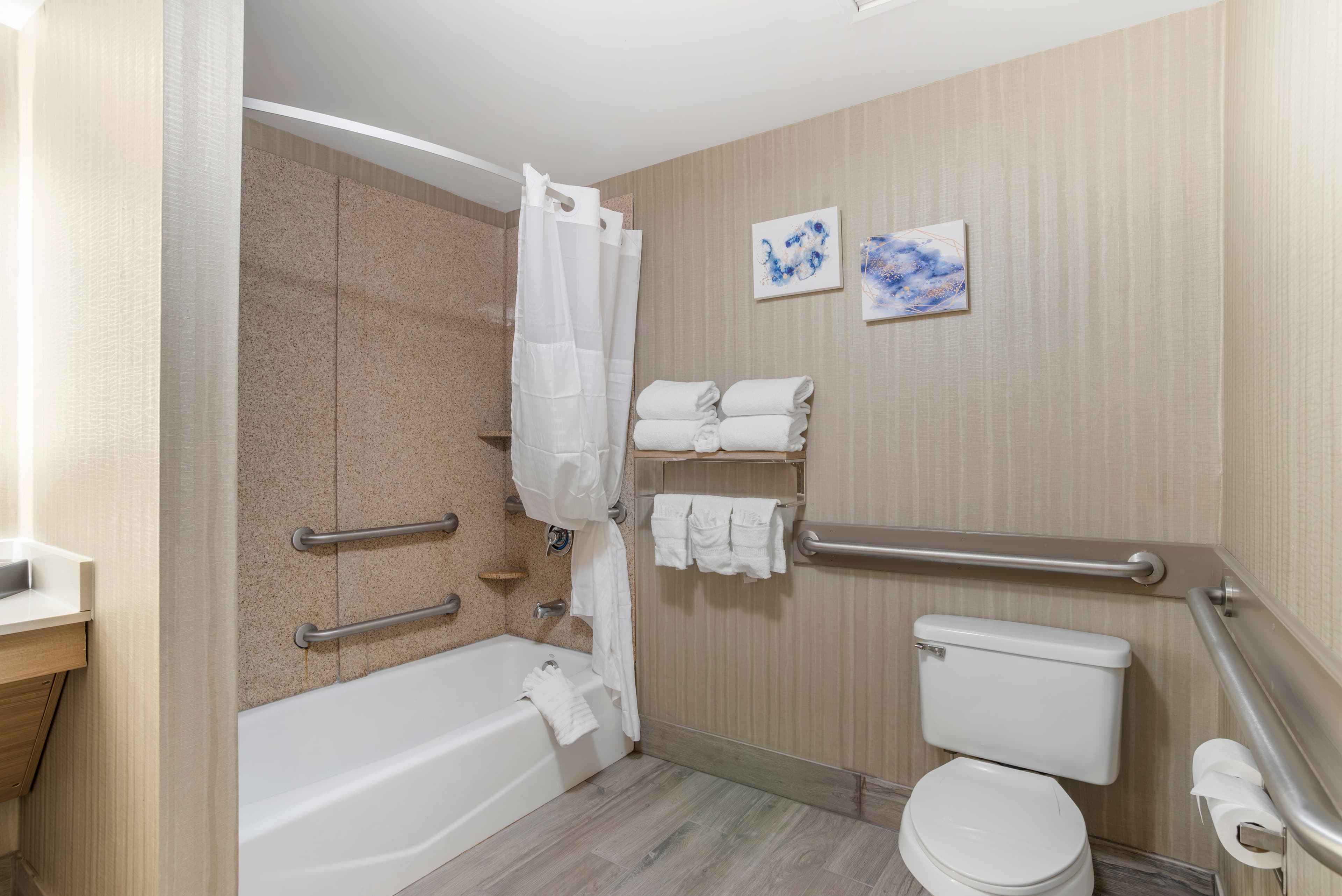 Comfort Suites At WestGate Mall — 9