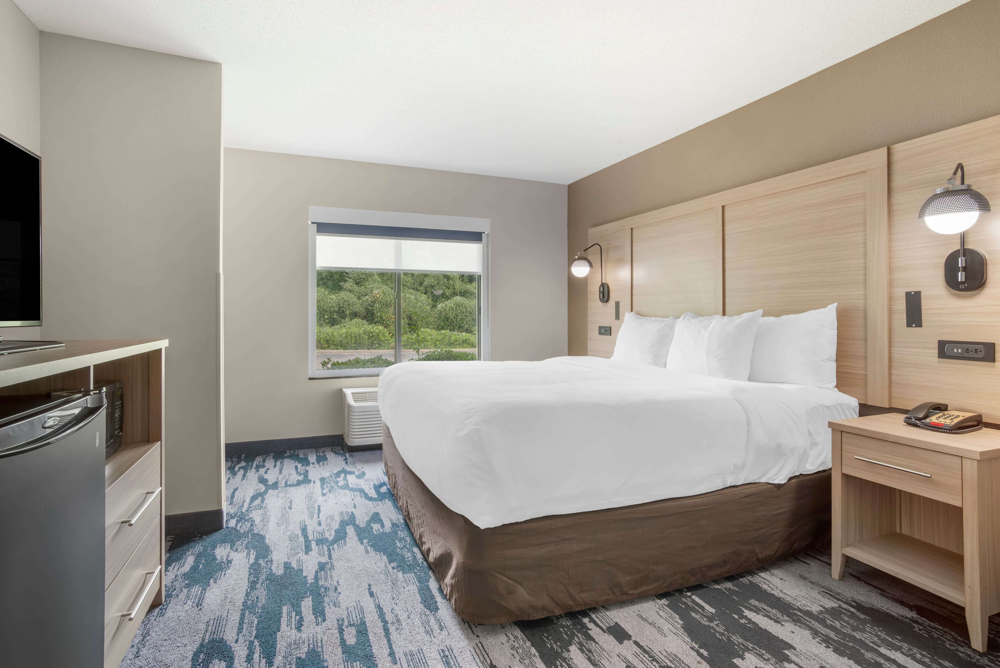 Comfort Suites At WestGate Mall — 22