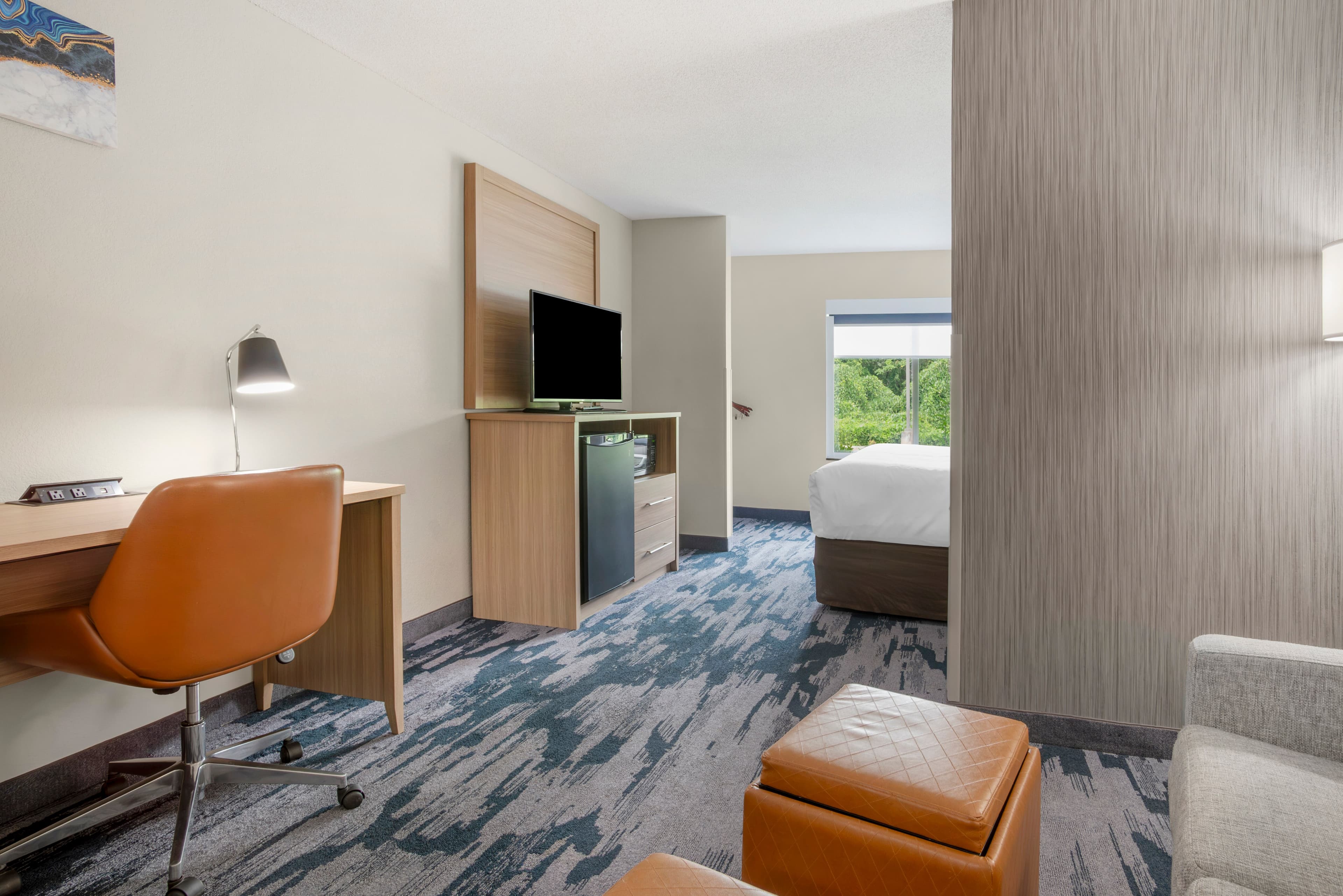 Comfort Suites At WestGate Mall — 23