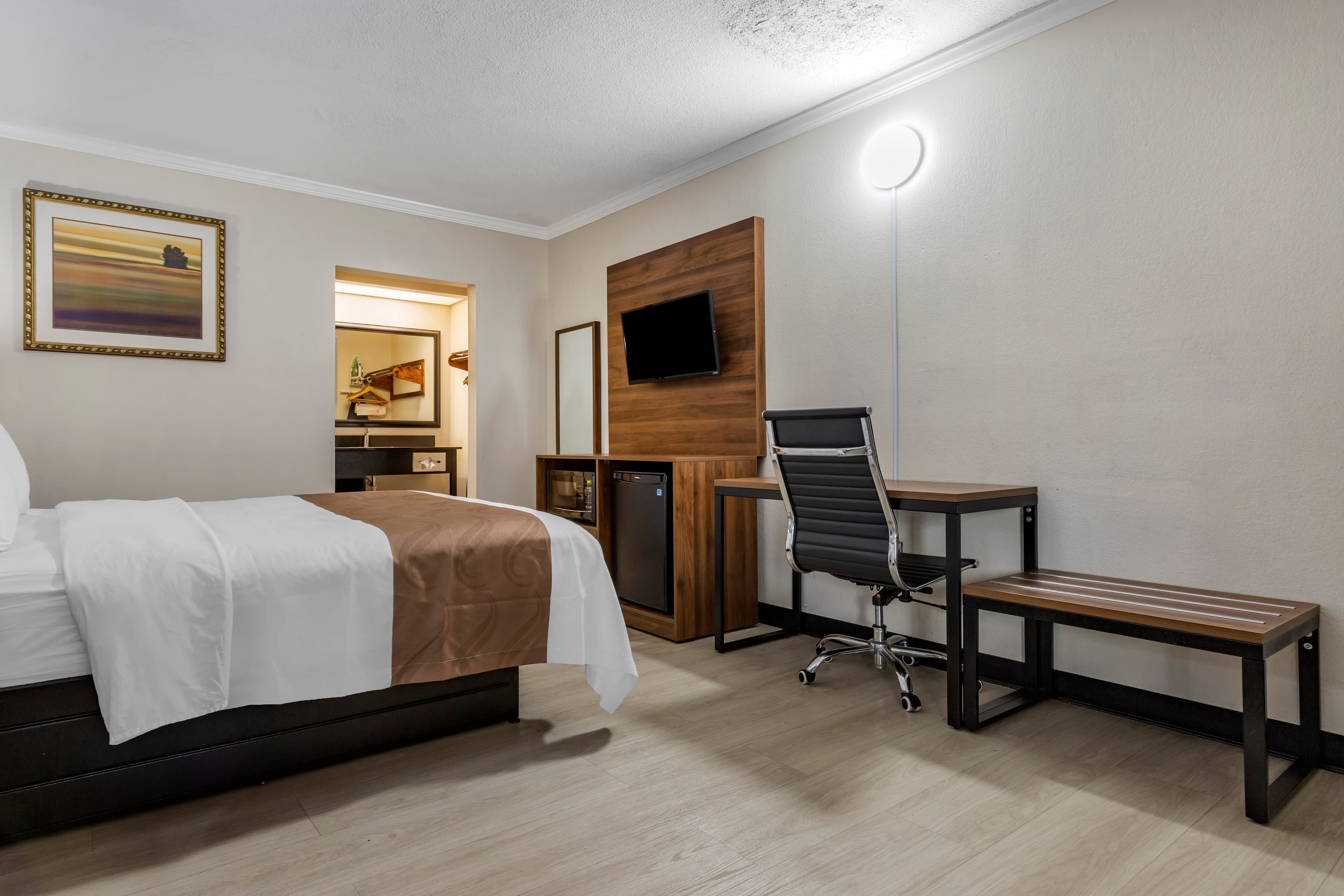 Quality Inn & Suites Ft. Jackson Maingate — 15