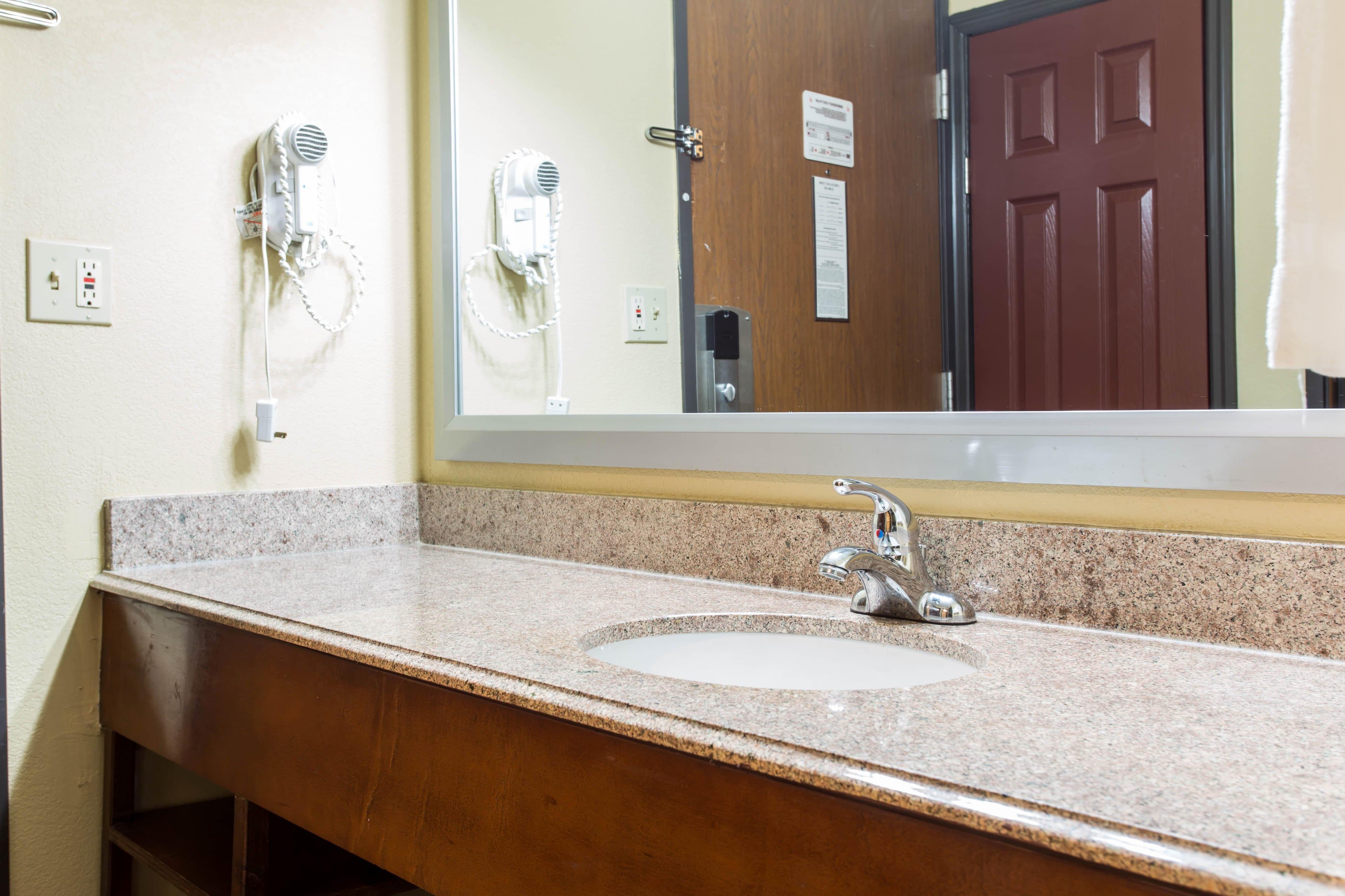 Comfort Inn Columbia West - Image 5