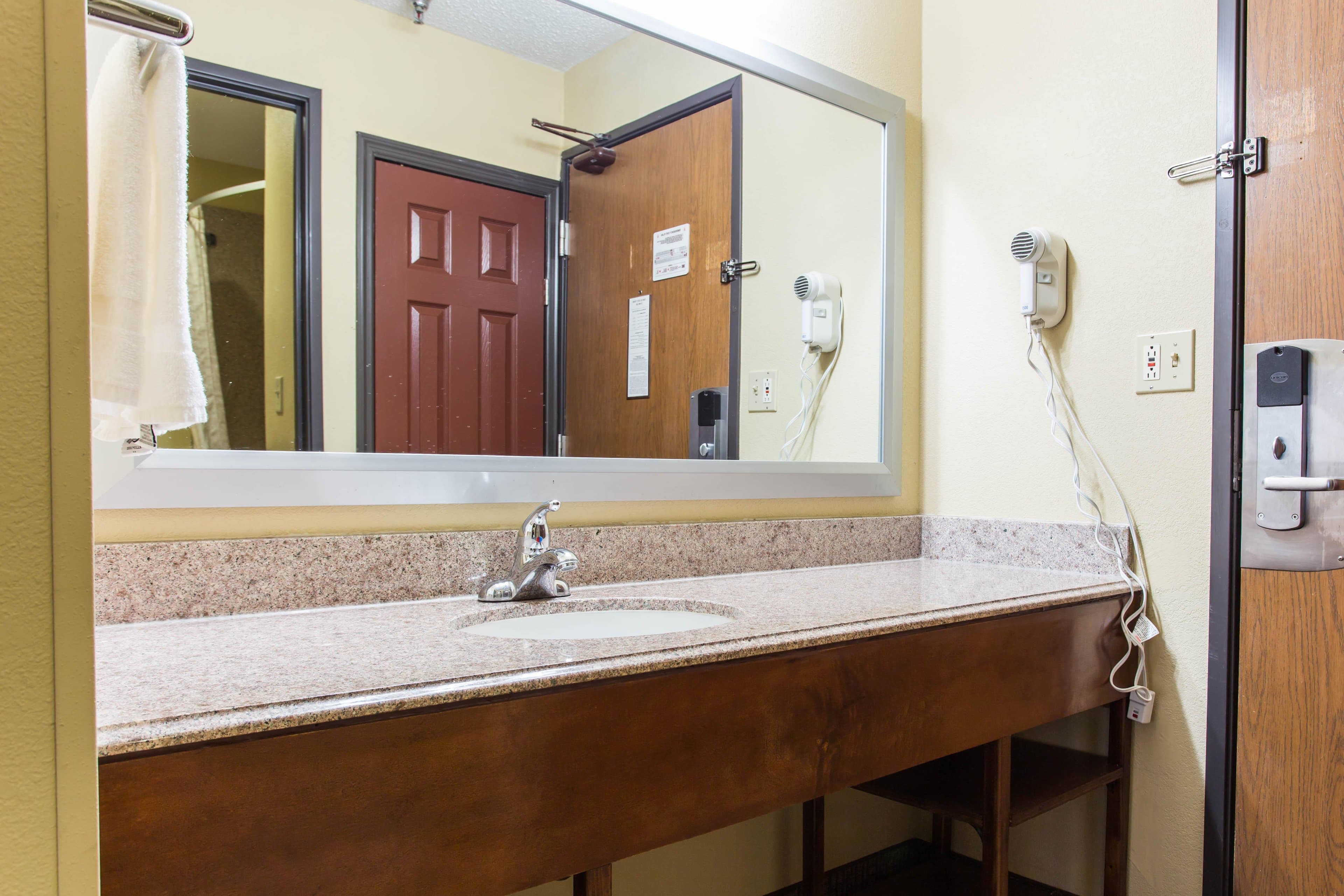 Comfort Inn Columbia West — 33