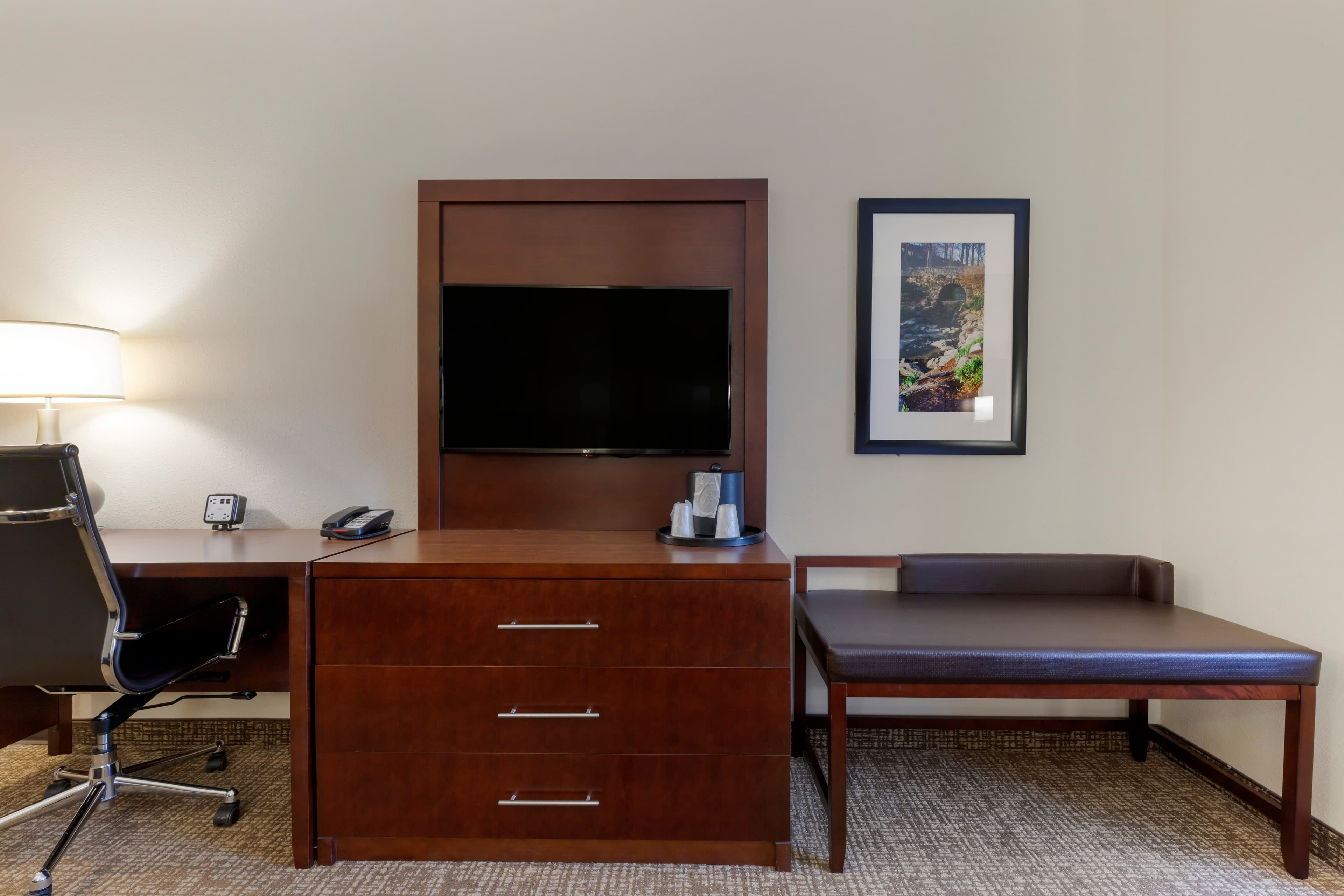 Comfort Suites Piedmont - Greenville South - Image 5