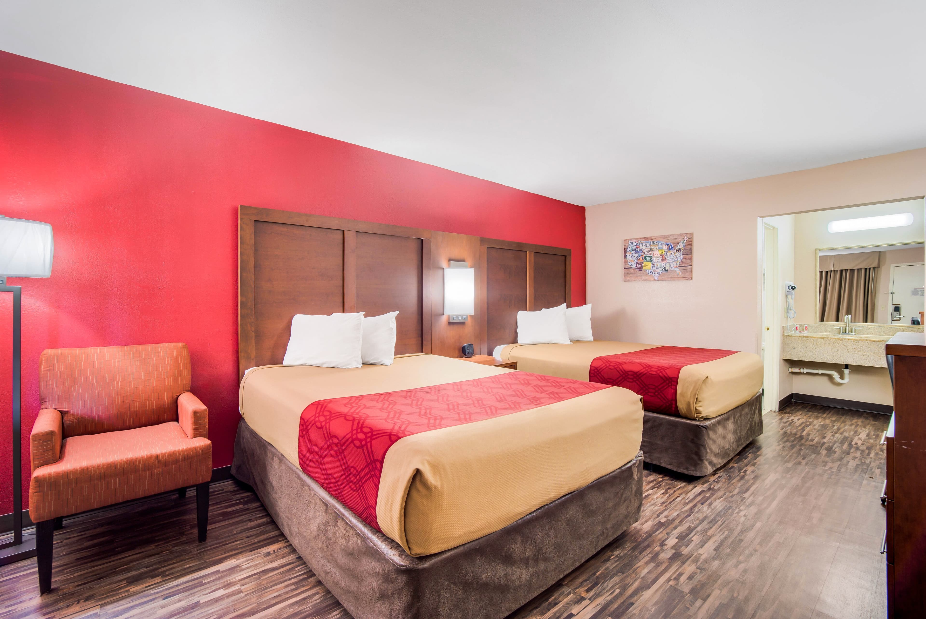 Econo Lodge Walterboro I-95 — 27