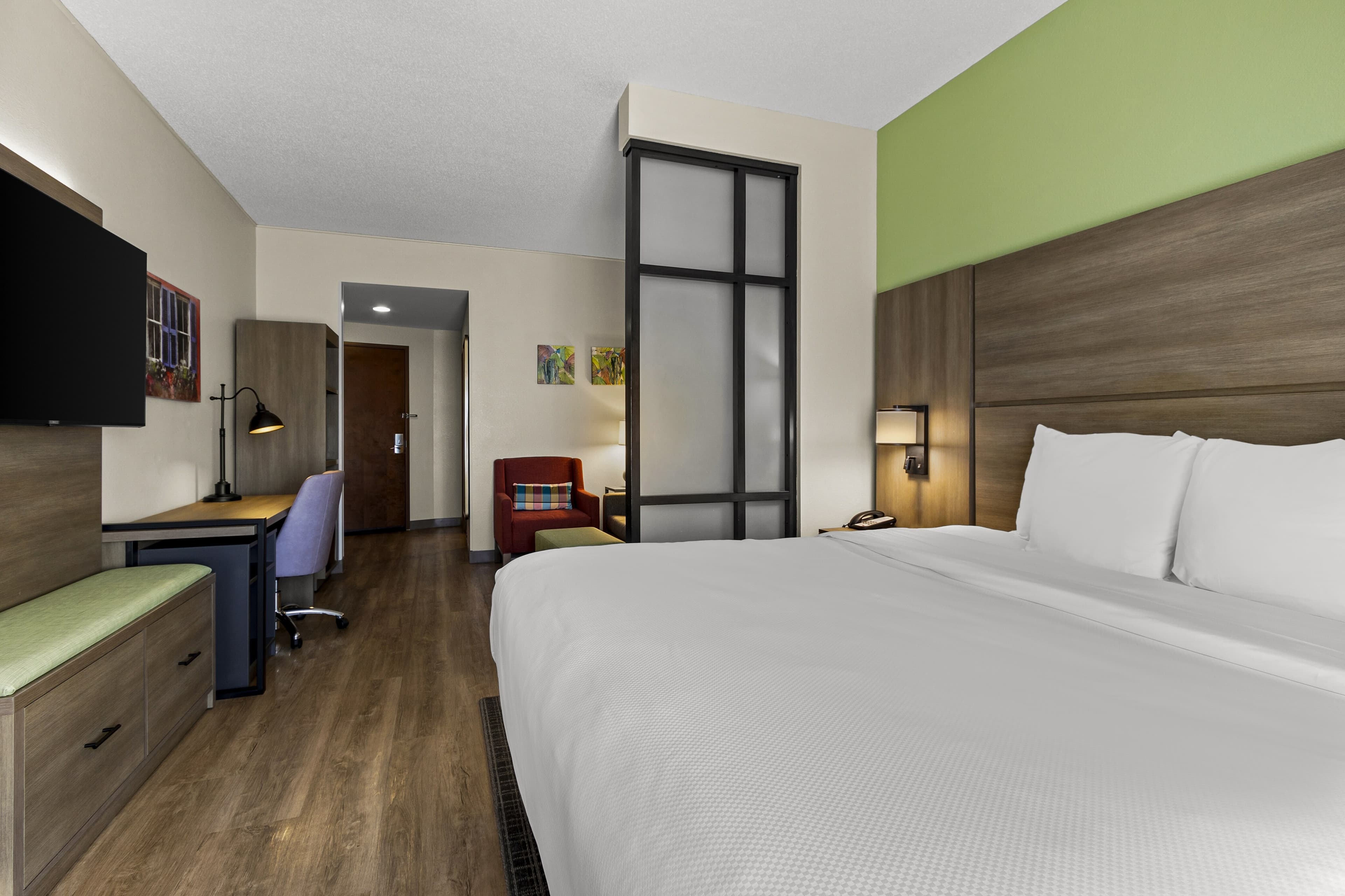 Comfort Suites Charleston West Ashley - Image 3