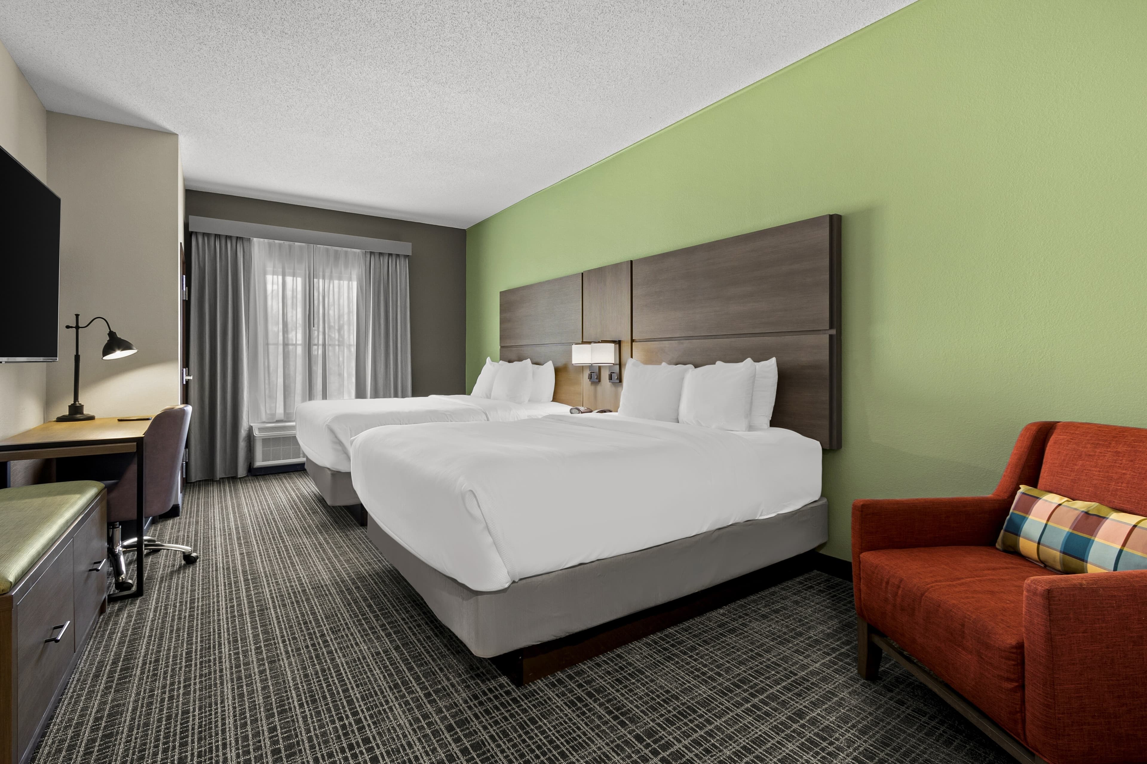 Comfort Suites Charleston West Ashley — 10