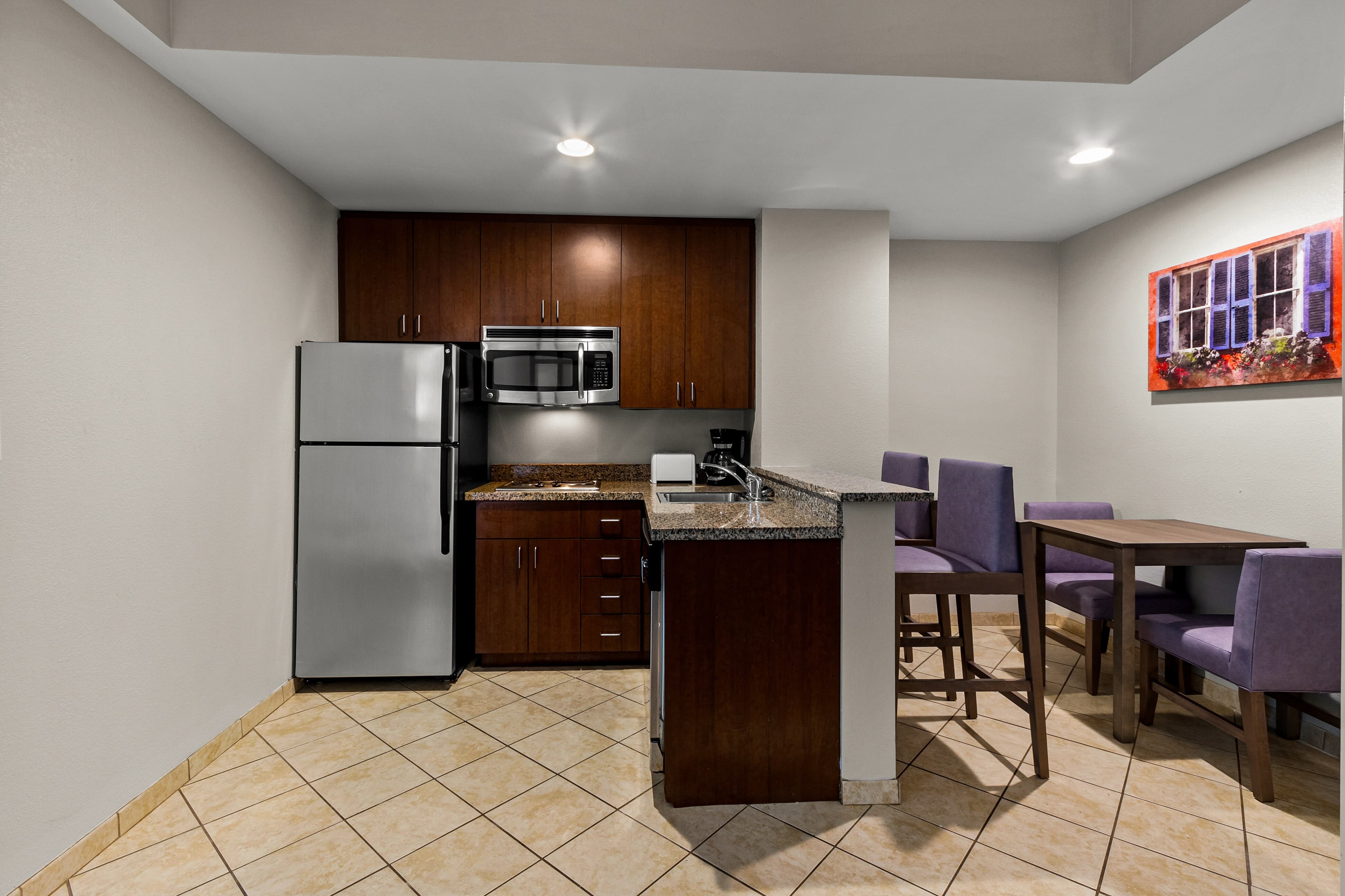 Comfort Suites Charleston West Ashley — 11