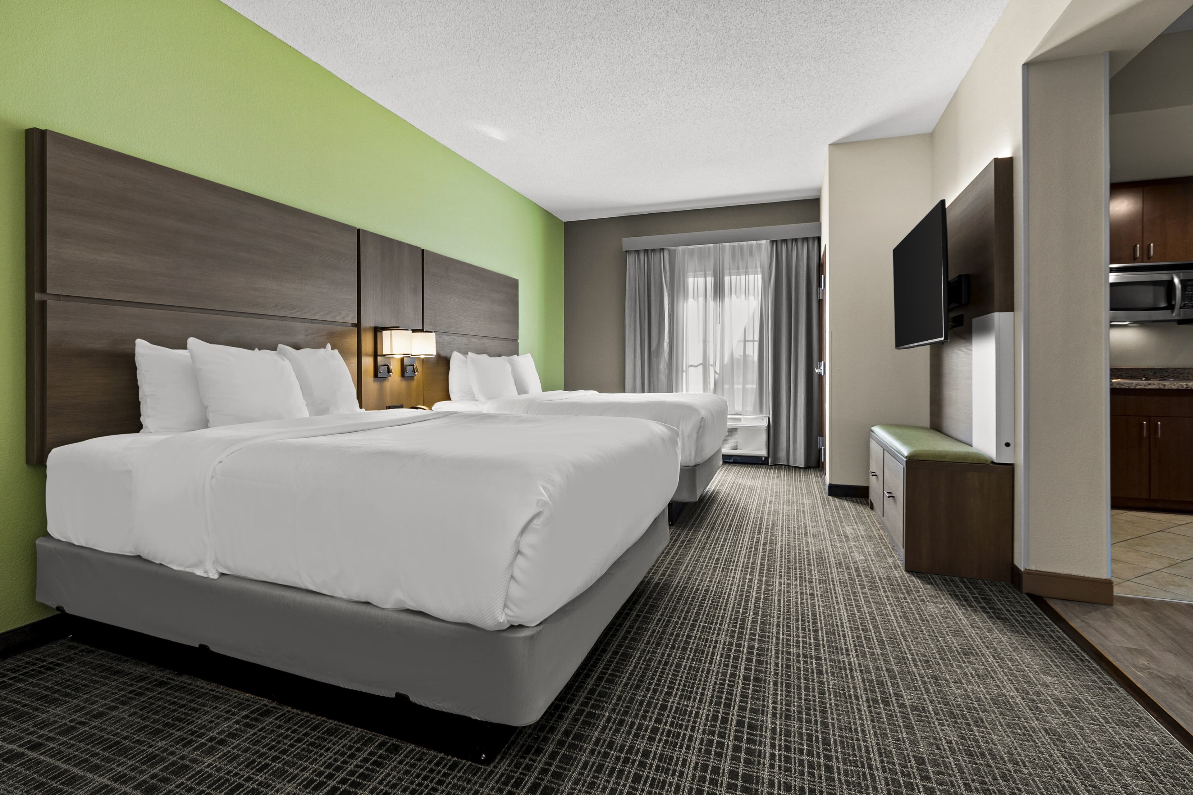 Comfort Suites Charleston West Ashley — 12