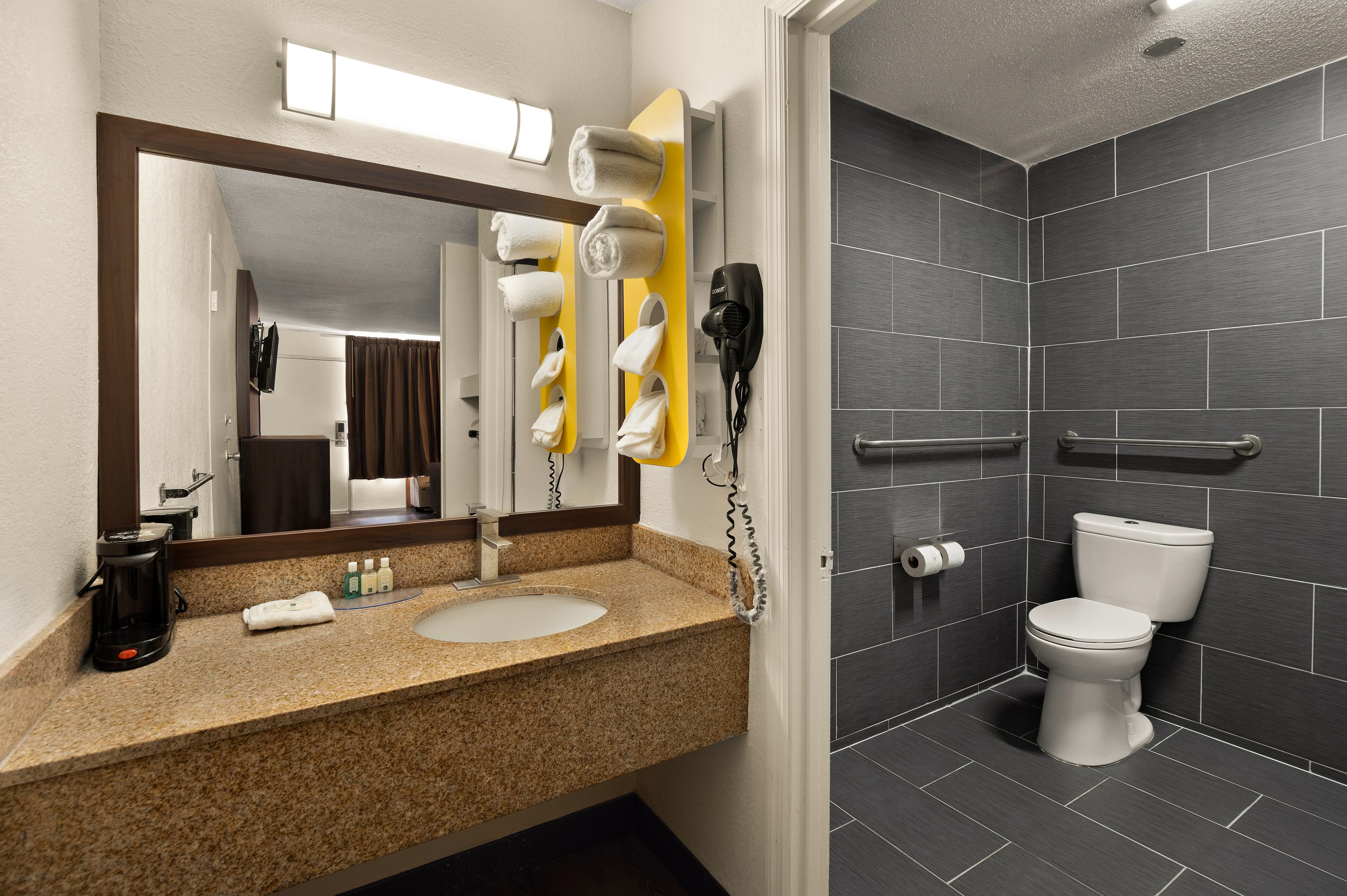 Quality Inn Yemassee - Point South I-95 - Image 5